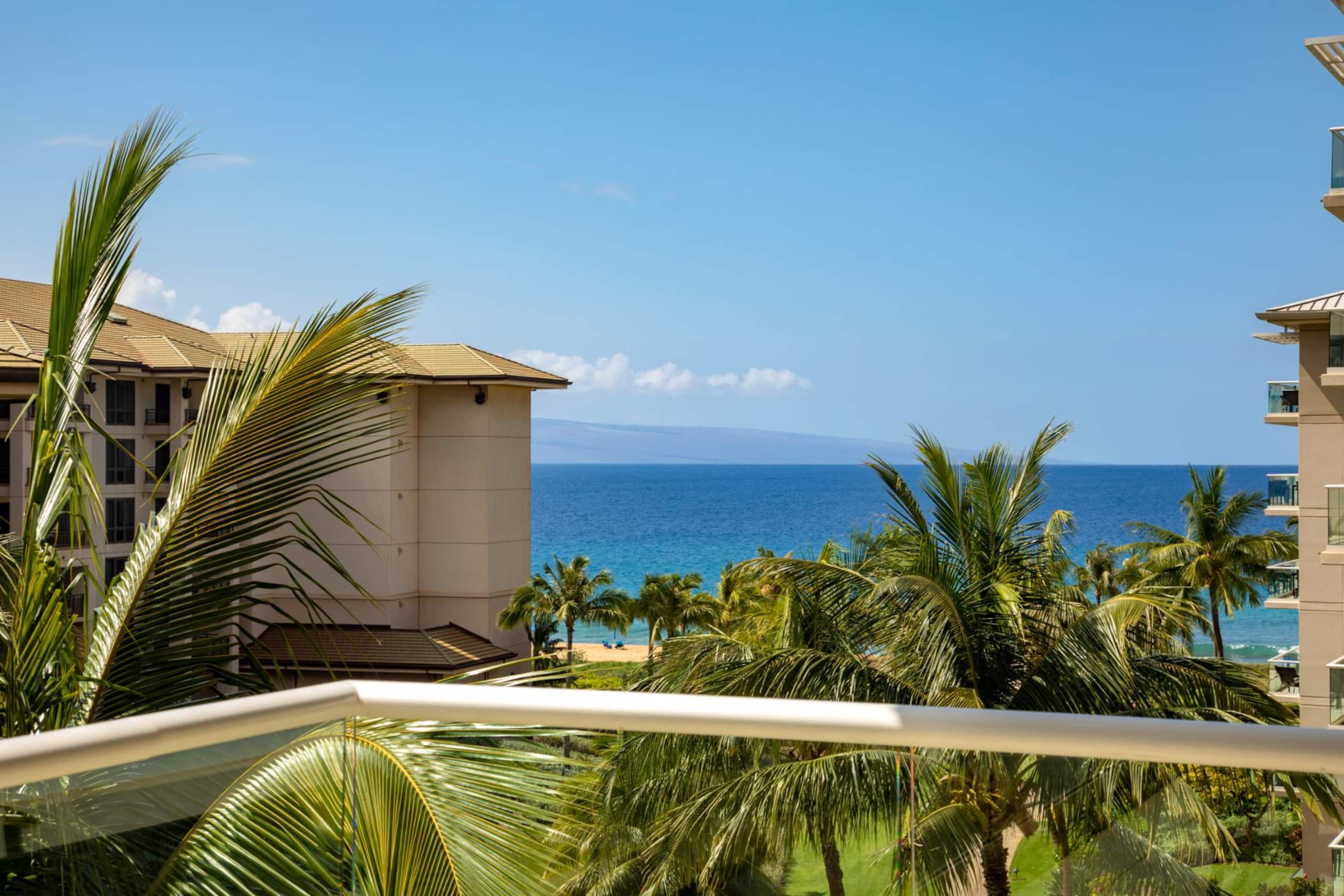 Condo in Lahaina · ★4.6 · 2 bedrooms · 3 beds · 2 baths - Image 54