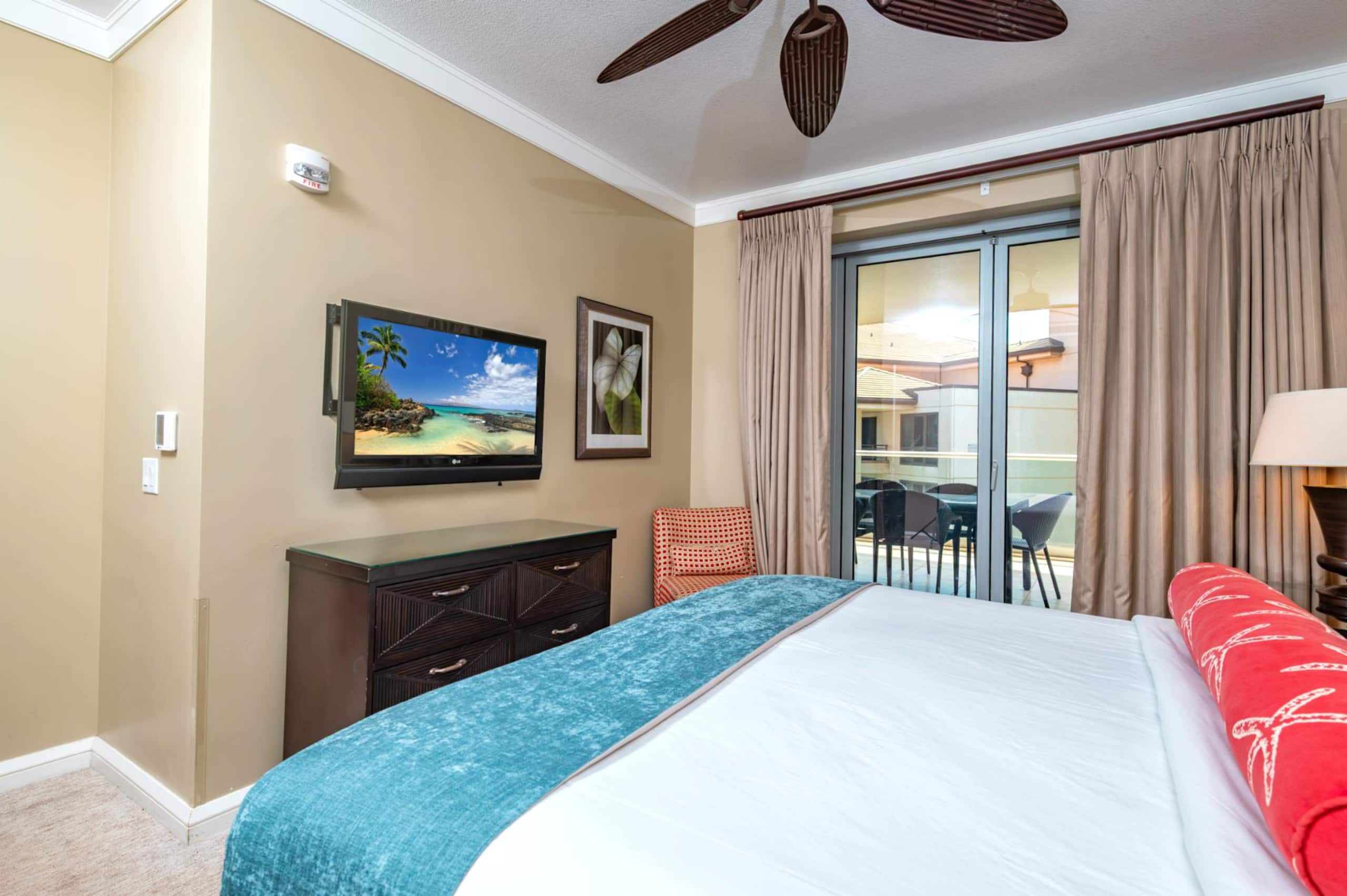 Condo in Lahaina · ★4.6 · 2 bedrooms · 3 beds · 2 baths - Image 33