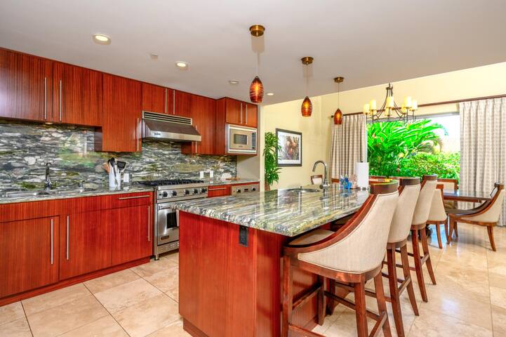 KBM Resorts | FREE CAR Honua Kai Hokulani HKH-150 gallery image 4