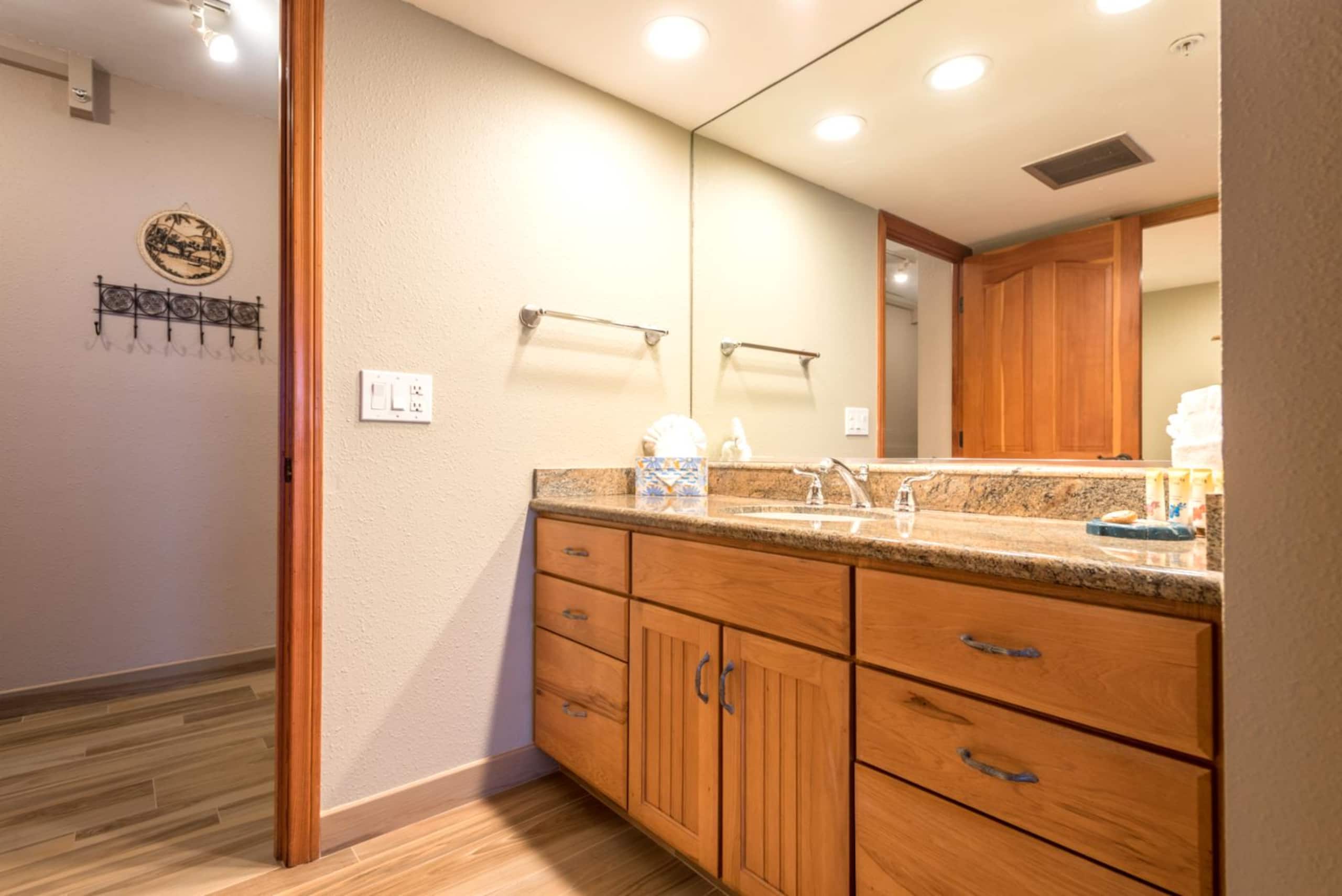 Condo in Lahaina · ★4.8 · 2 bedrooms · 4 beds · 2 baths - Image 46
