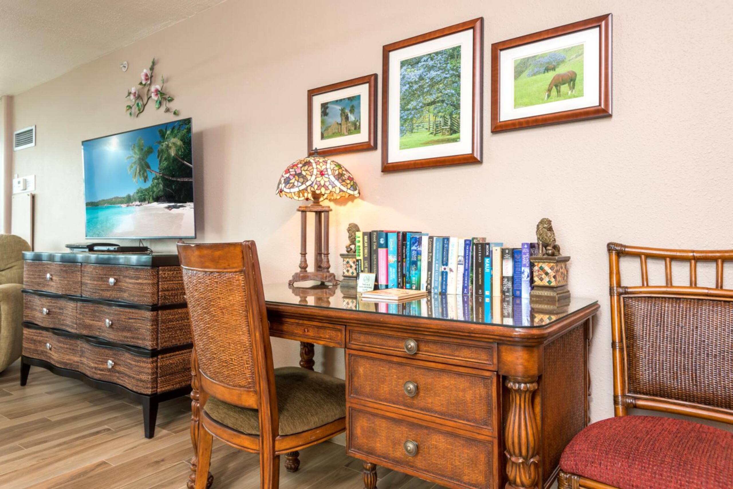 Condo in Lahaina · ★4.8 · 2 bedrooms · 4 beds · 2 baths - Image 32