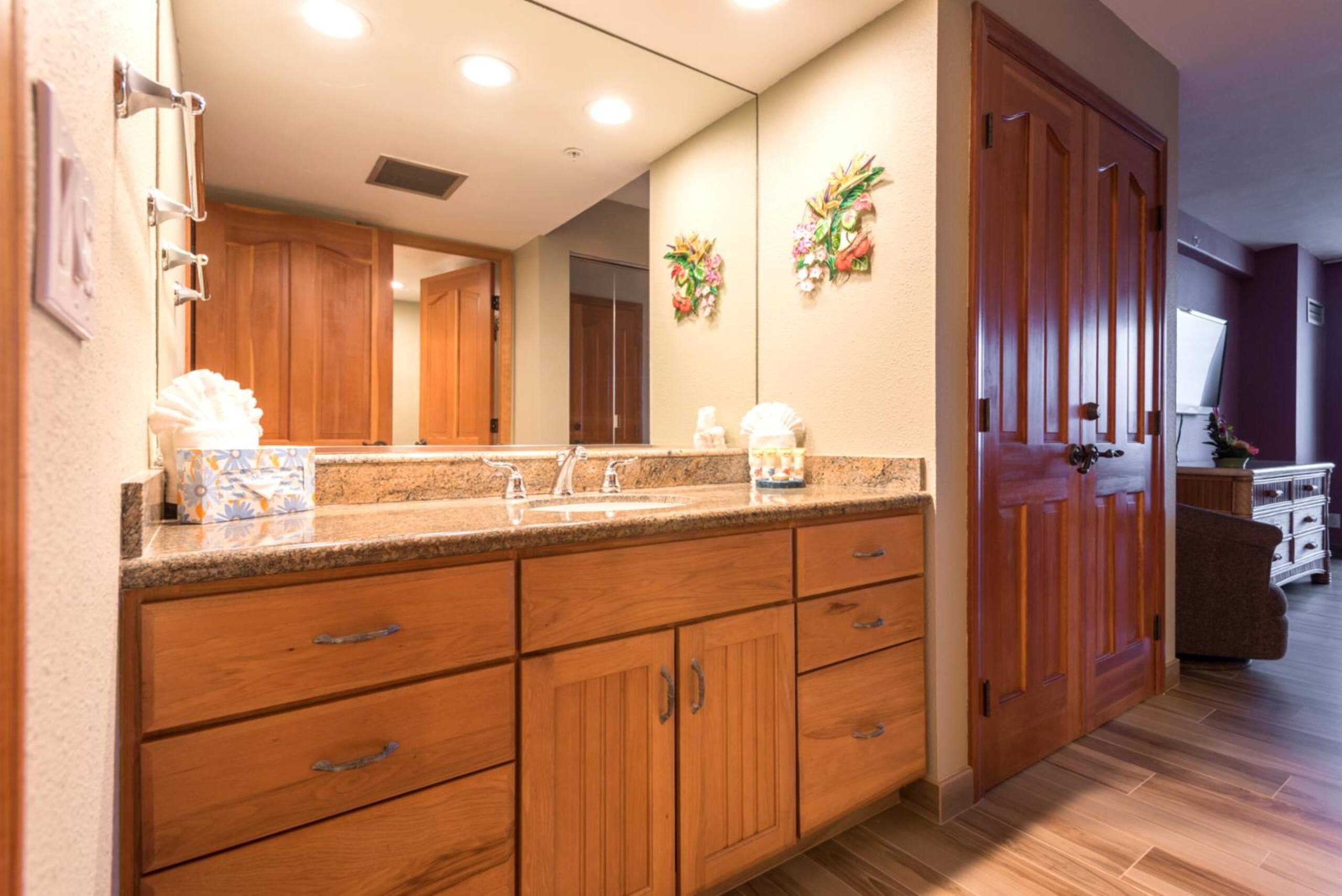 Condo in Lahaina · ★4.8 · 2 bedrooms · 4 beds · 2 baths - Image 42
