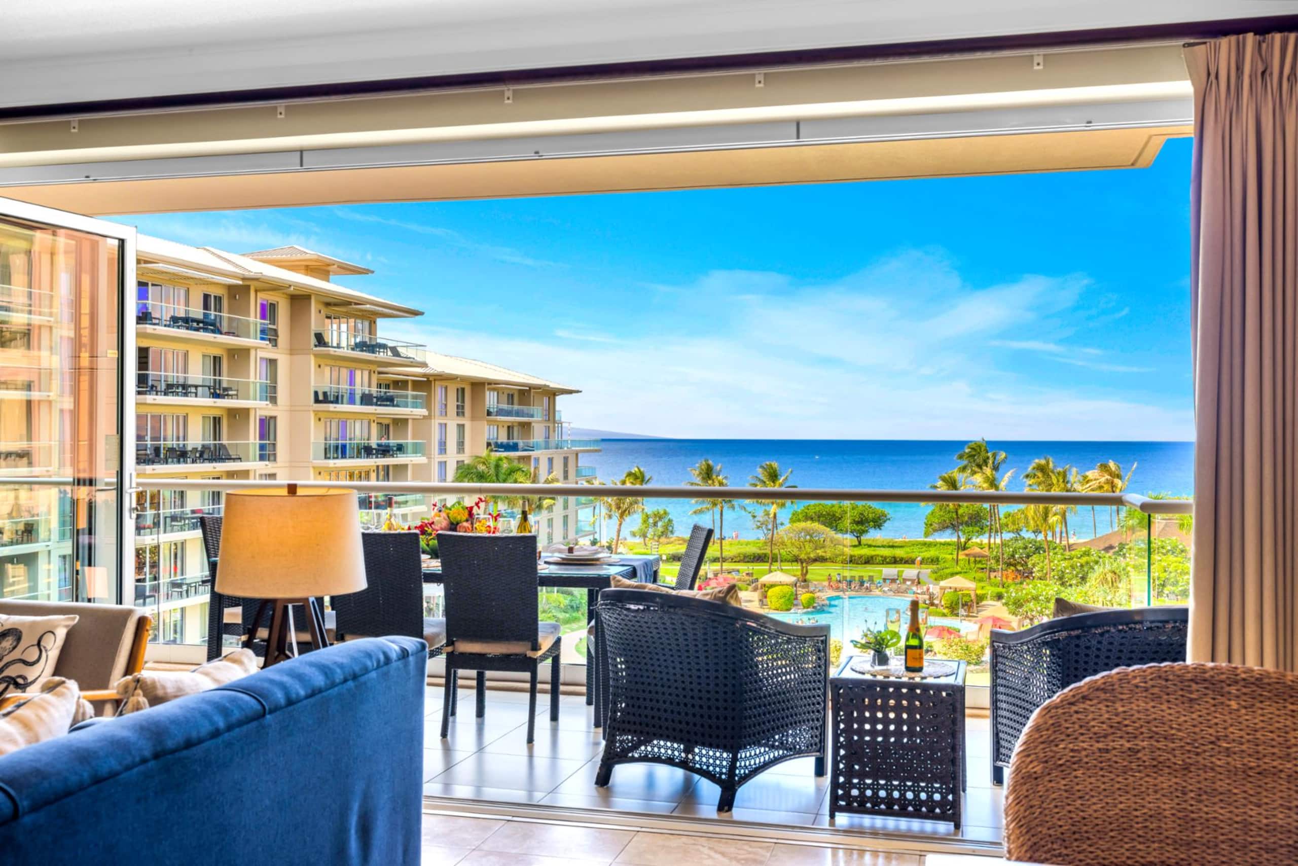 Condo in Lahaina · ★4.86 · 3 bedrooms · 4 beds · 3 baths - Image 22