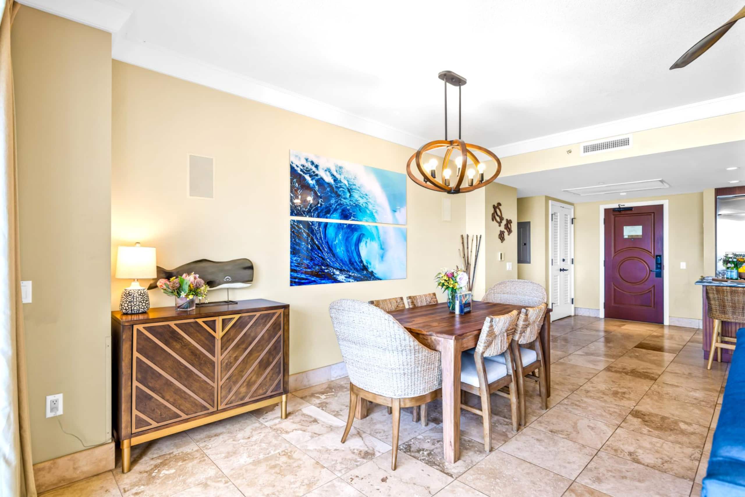 Condo in Lahaina · ★4.86 · 3 bedrooms · 4 beds · 3 baths - Image 32