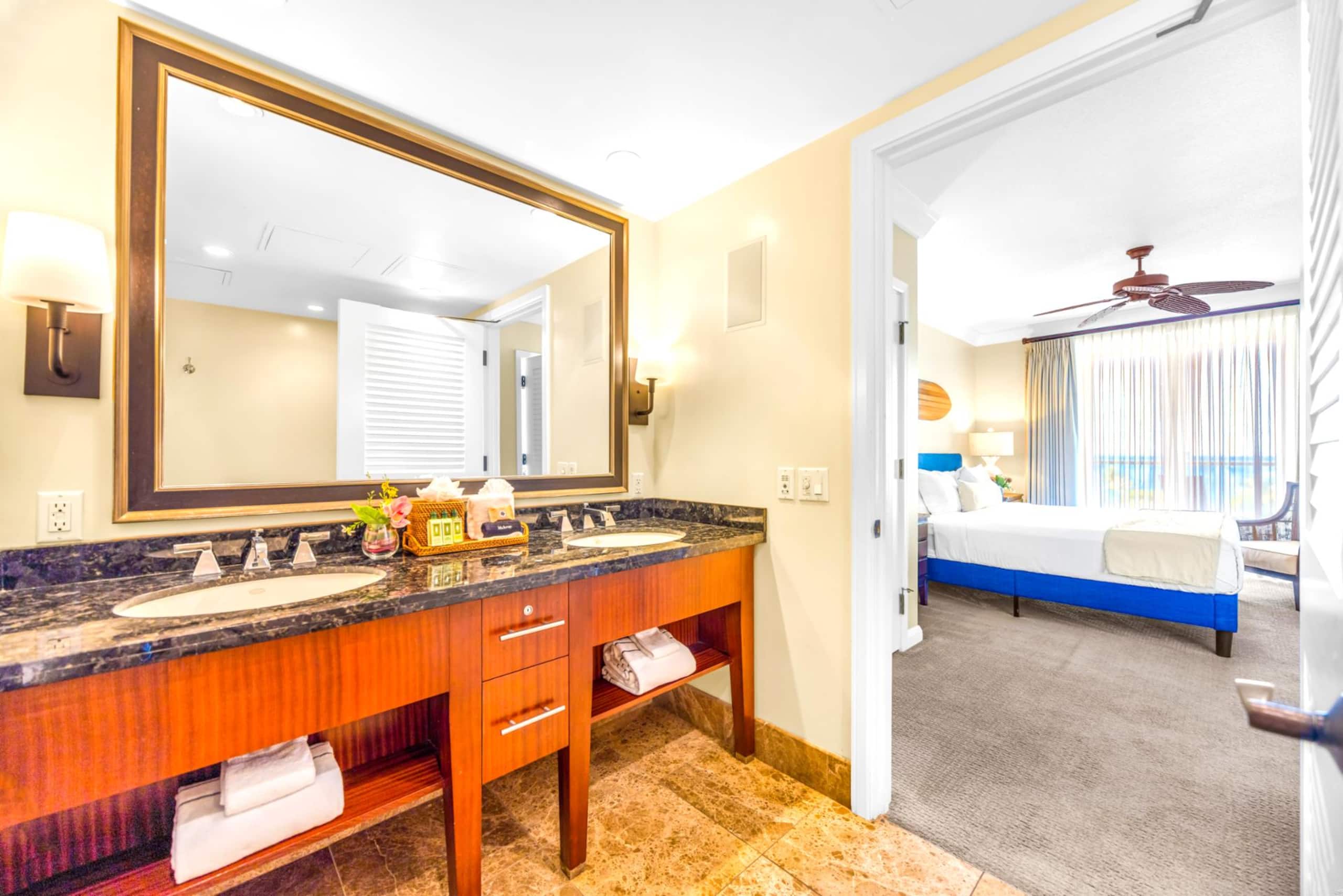 Condo in Lahaina · ★4.86 · 3 bedrooms · 4 beds · 3 baths - Image 49