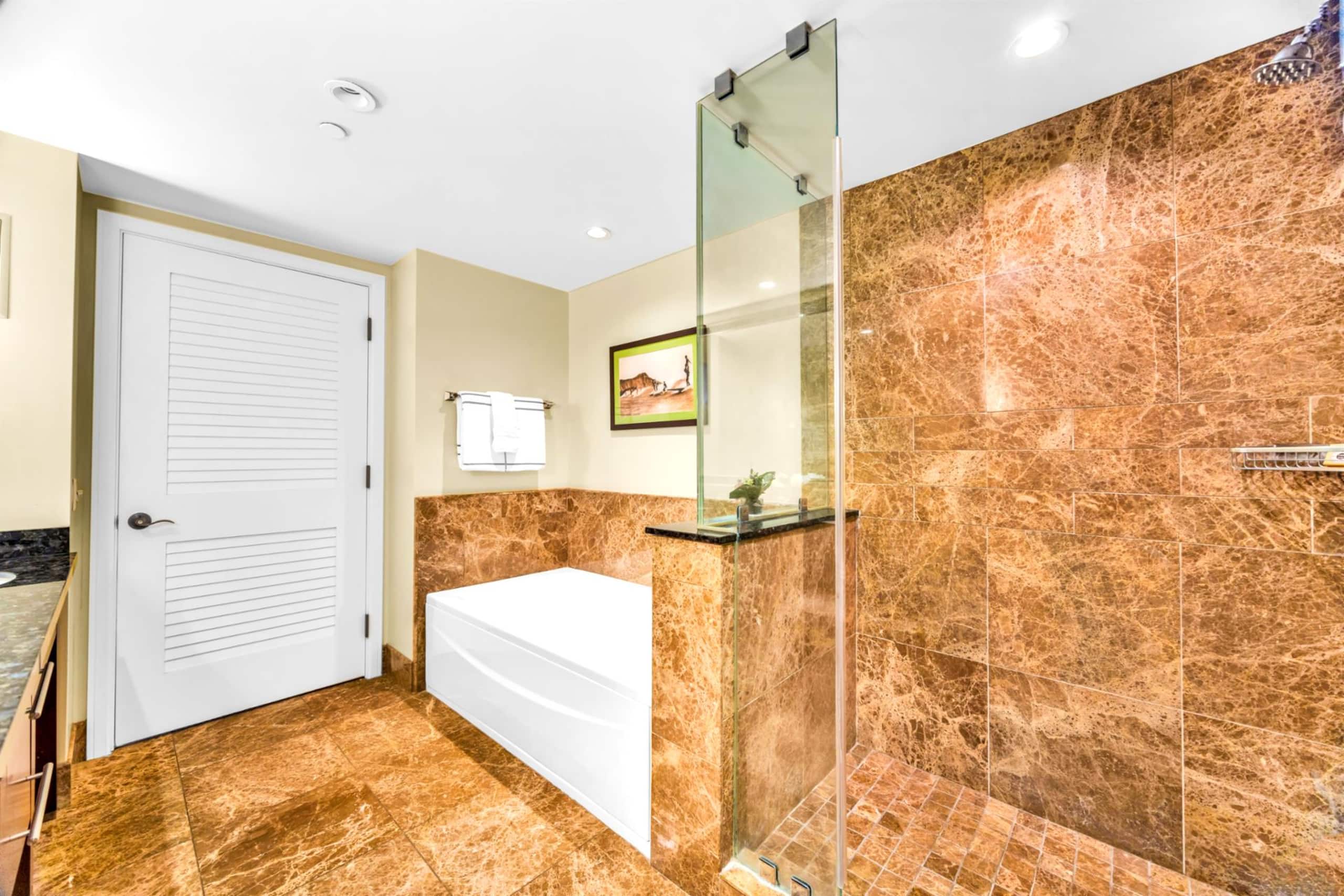 Condo in Lahaina · ★4.86 · 3 bedrooms · 4 beds · 3 baths - Image 56