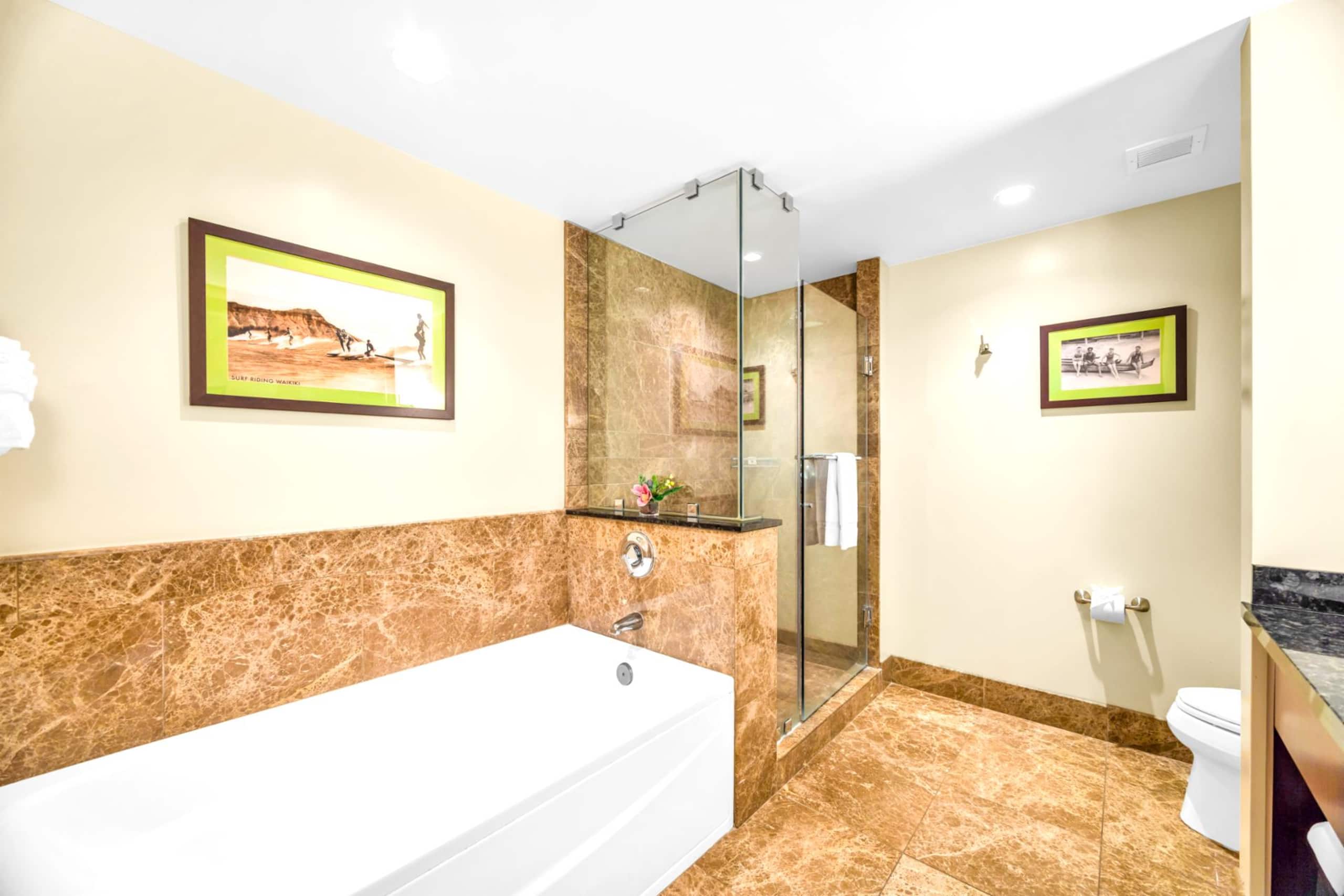Condo in Lahaina · ★4.86 · 3 bedrooms · 4 beds · 3 baths - Image 57