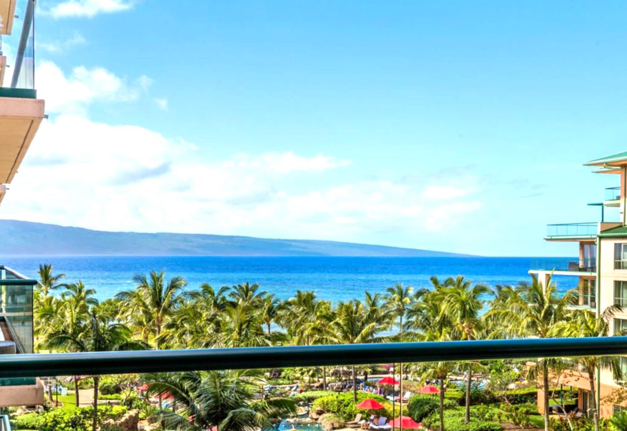 Condo in Lahaina · ★5.0 · 2 bedrooms · 3 beds · 2 baths - Image 2
