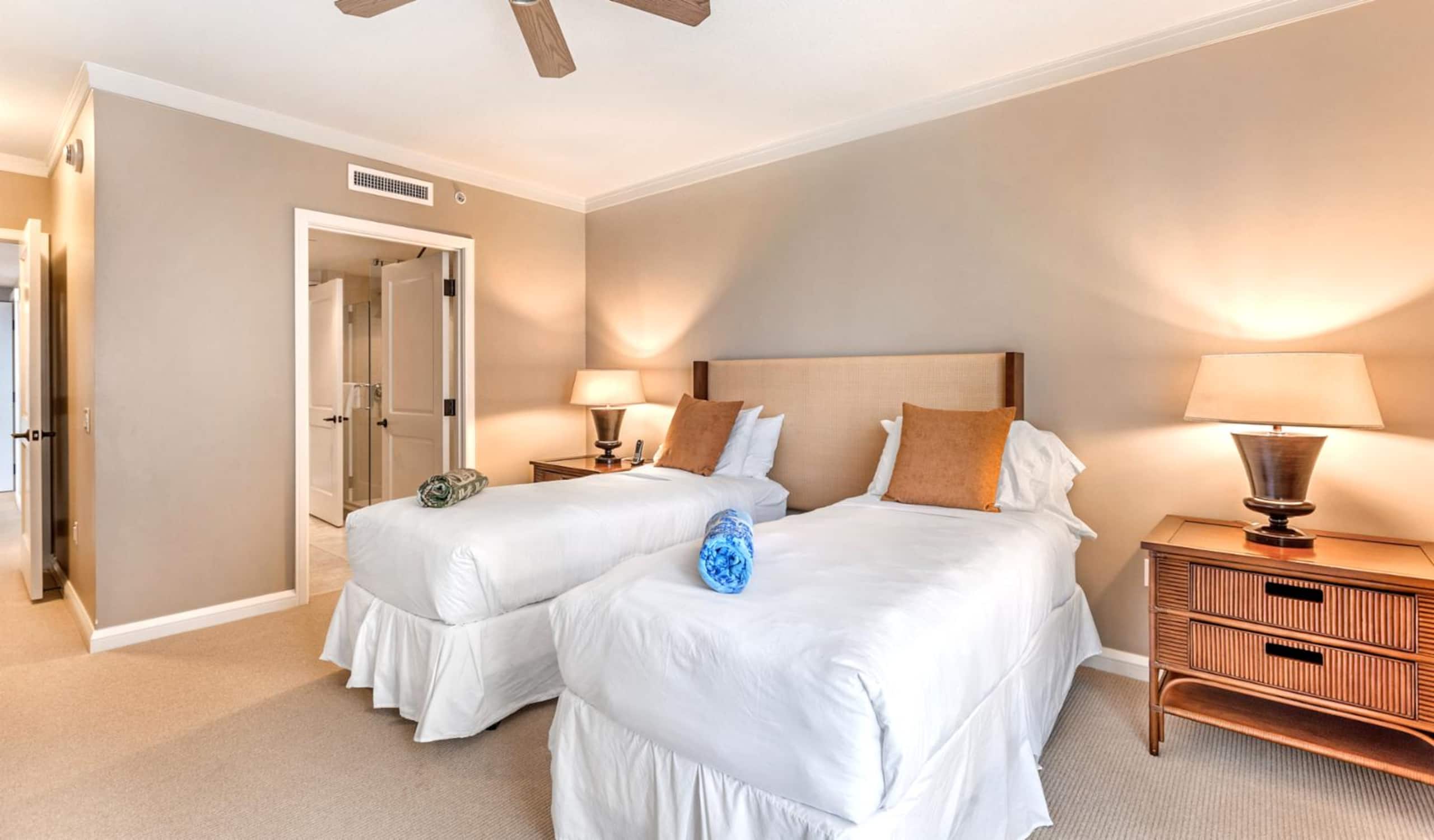 Condo in Lahaina · ★5.0 · 2 bedrooms · 3 beds · 2 baths - Image 27