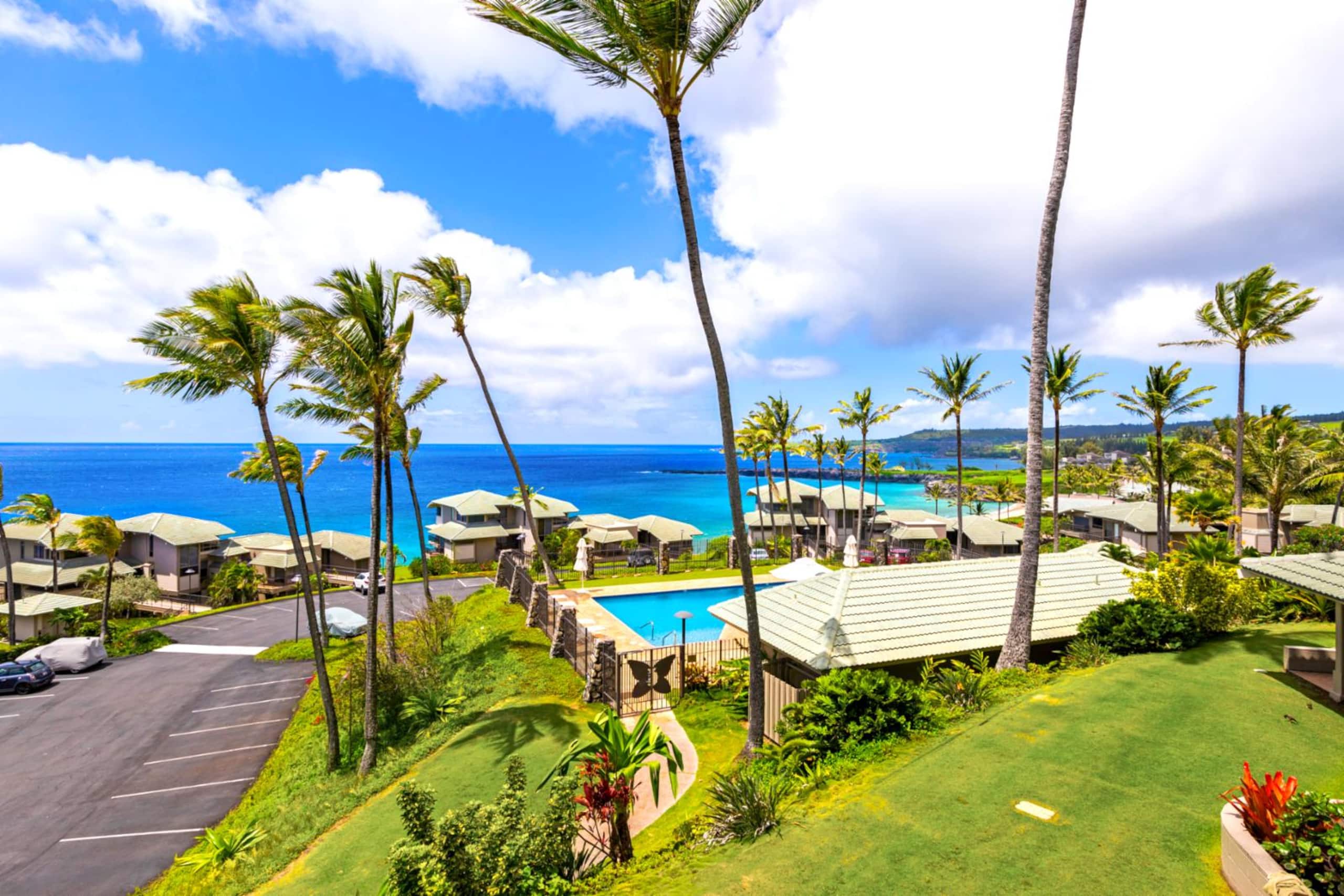 Condo in Lahaina · ★4.86 · 1 bedroom · 2 beds · 2 baths - Image 41