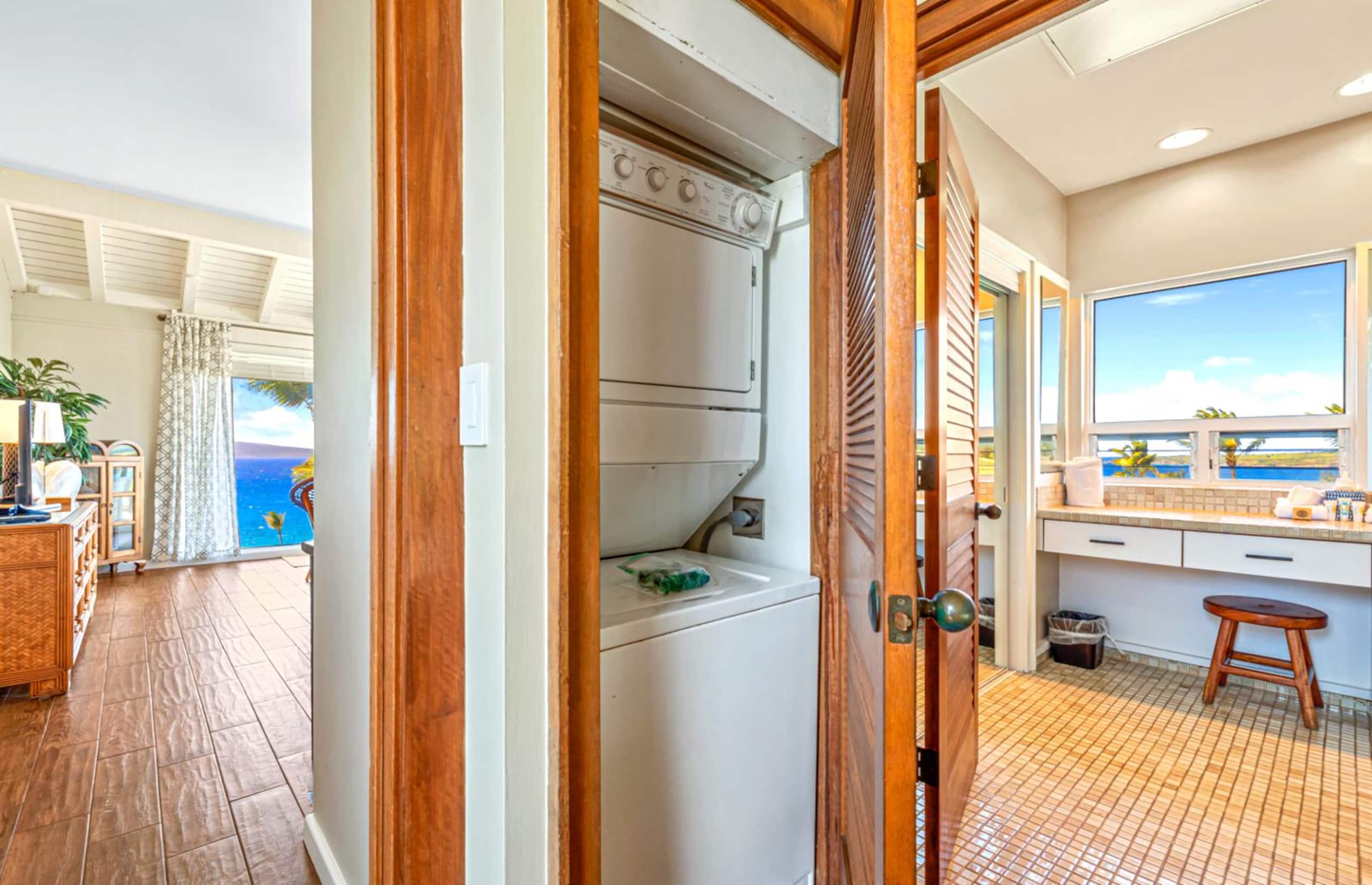 Condo in Lahaina · ★4.86 · 1 bedroom · 2 beds · 2 baths - Image 37