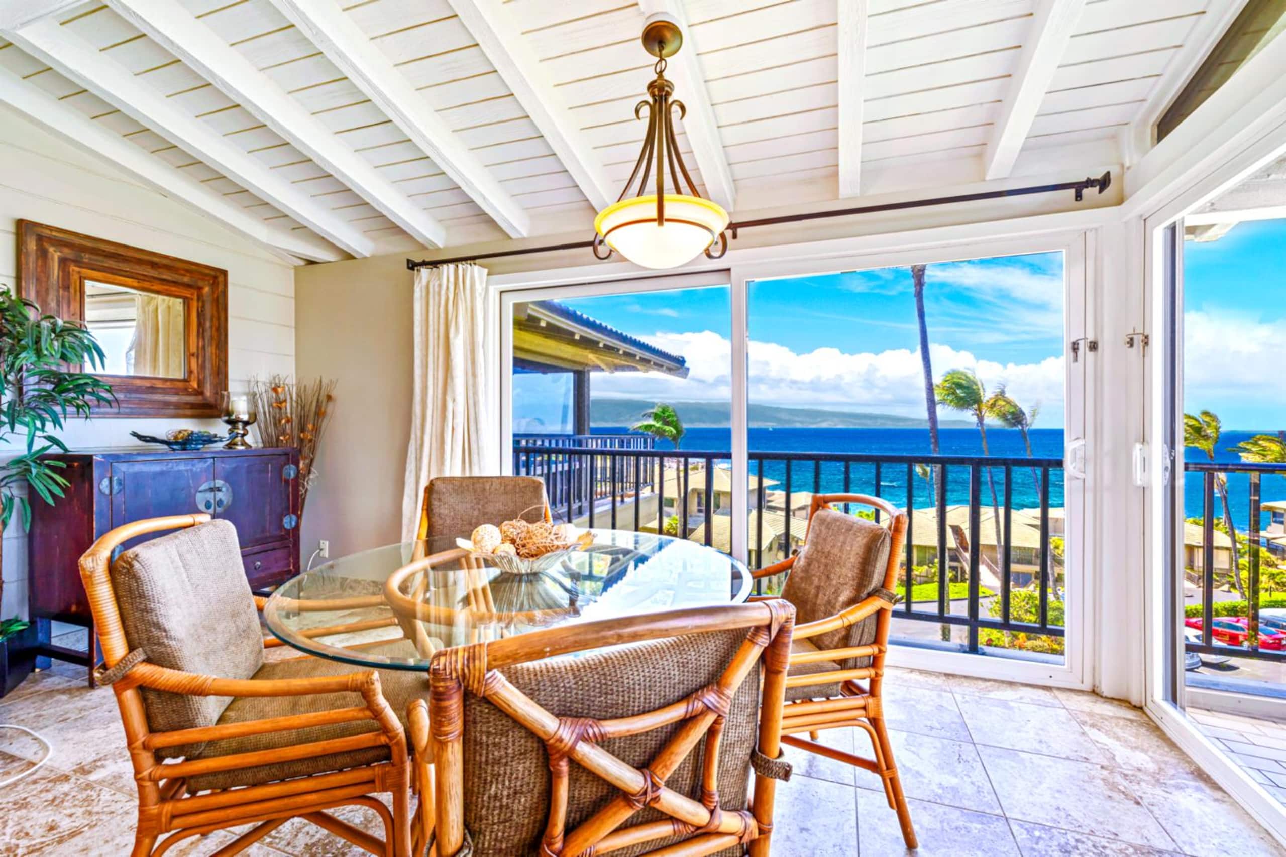 Condo in Lahaina · ★4.86 · 1 bedroom · 2 beds · 2 baths - Image 22