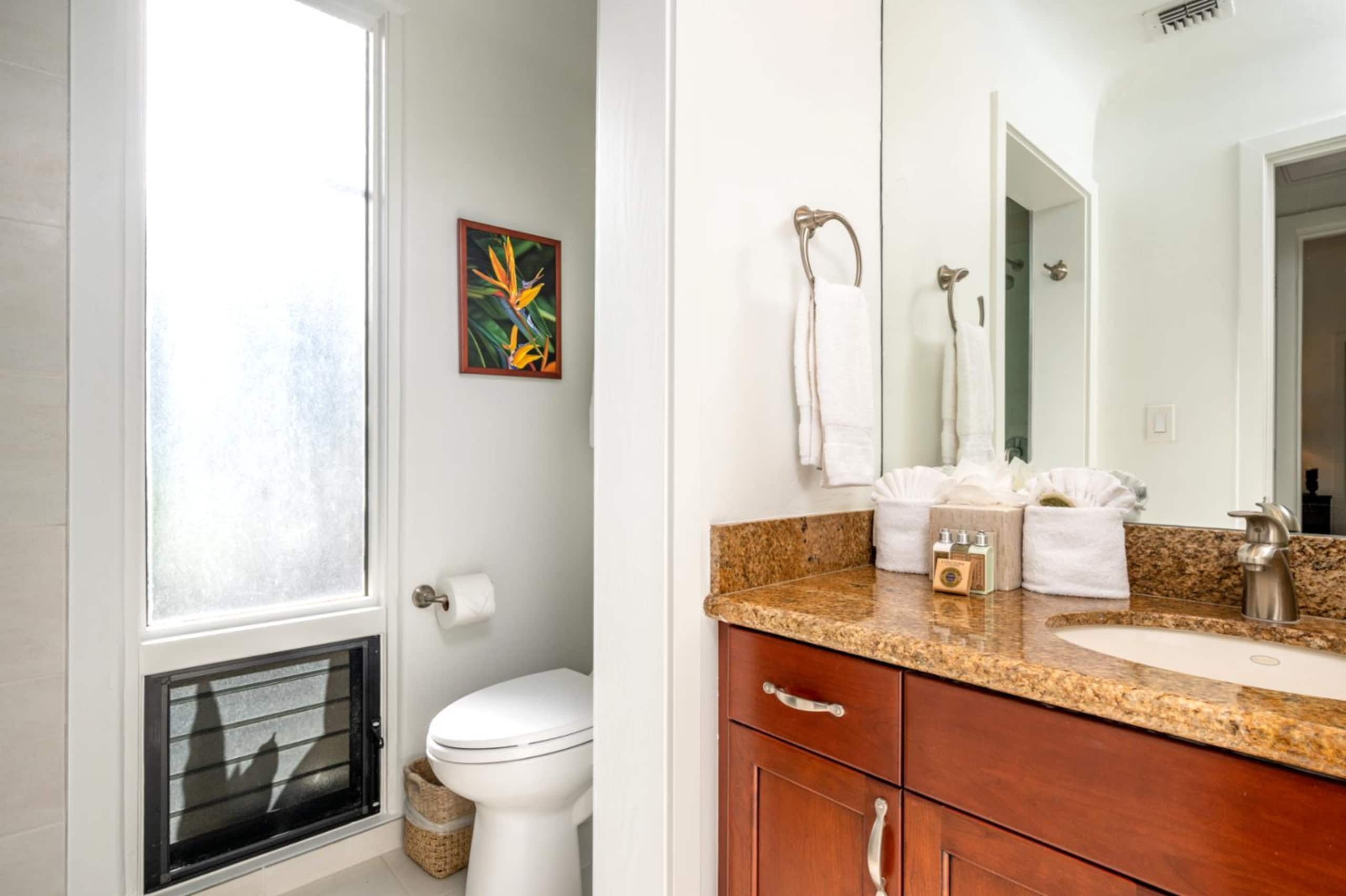 Condo in Lahaina · ★4.89 · 1 bedroom · 2 beds · 2 baths - Image 28