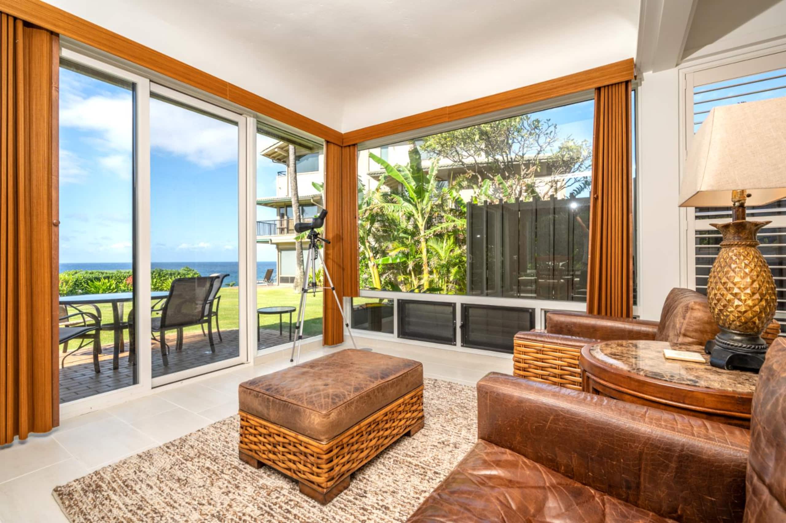 Condo in Lahaina · ★4.89 · 1 bedroom · 2 beds · 2 baths - Image 6