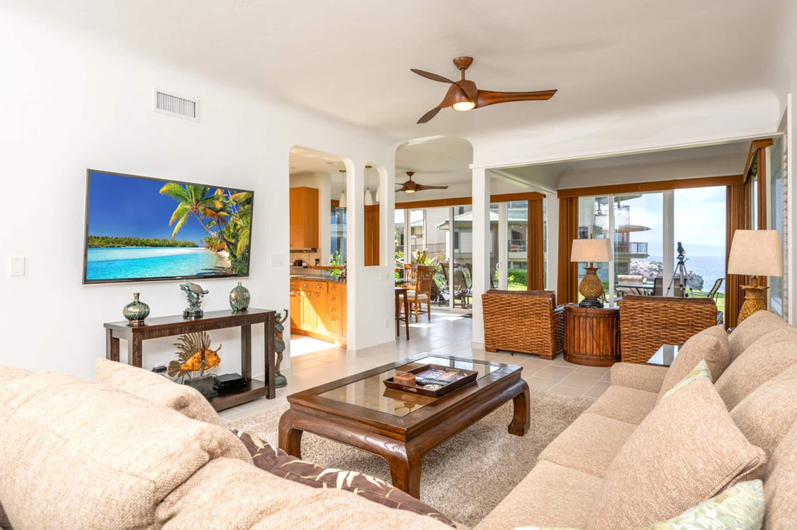 Condo in Lahaina · ★4.89 · 1 bedroom · 2 beds · 2 baths - Image 18