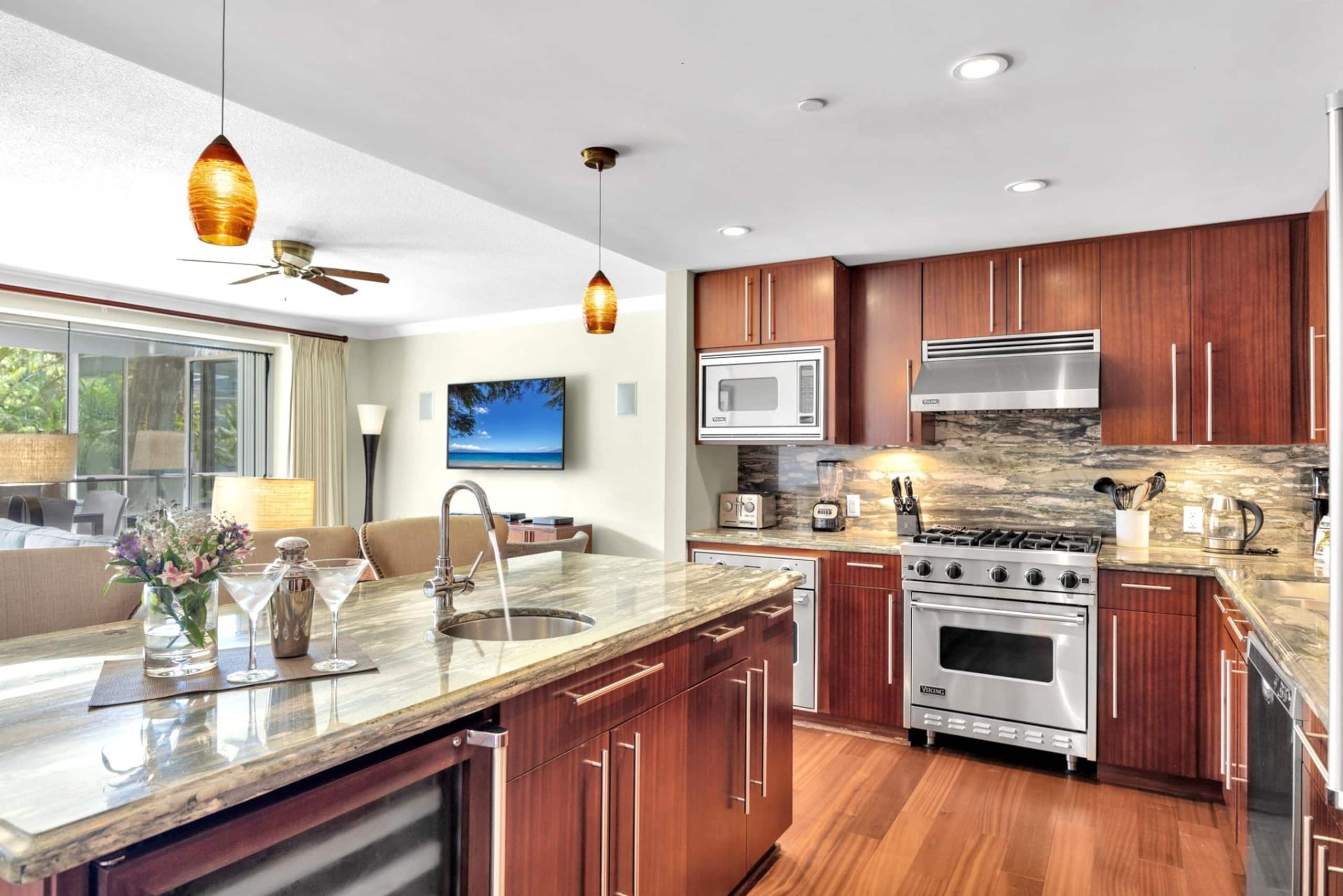 Condo in Lahaina · ★5.0 · 3 bedrooms · 4 beds · 3 baths - Image 19
