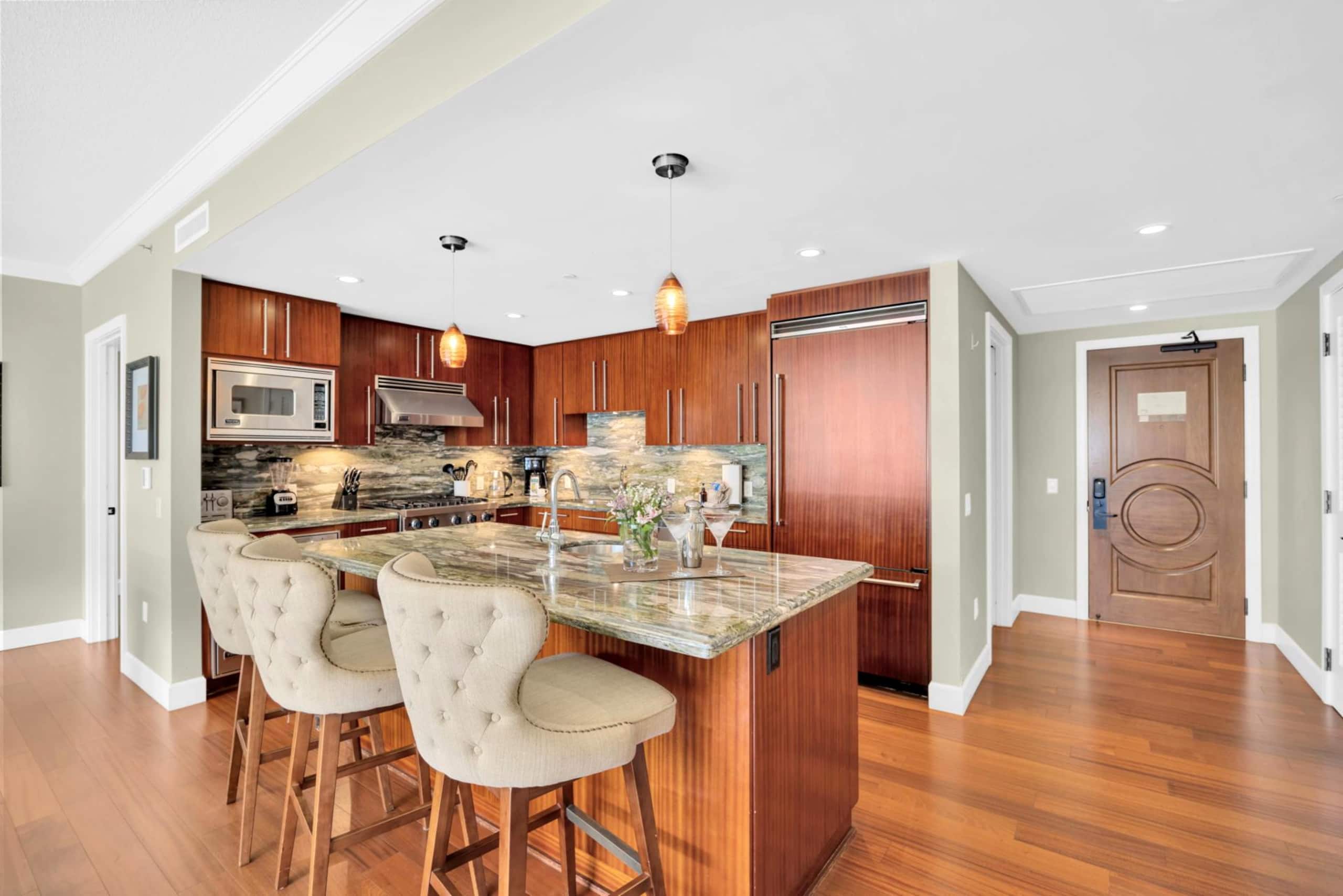 Condo in Lahaina · ★5.0 · 3 bedrooms · 4 beds · 3 baths - Image 17
