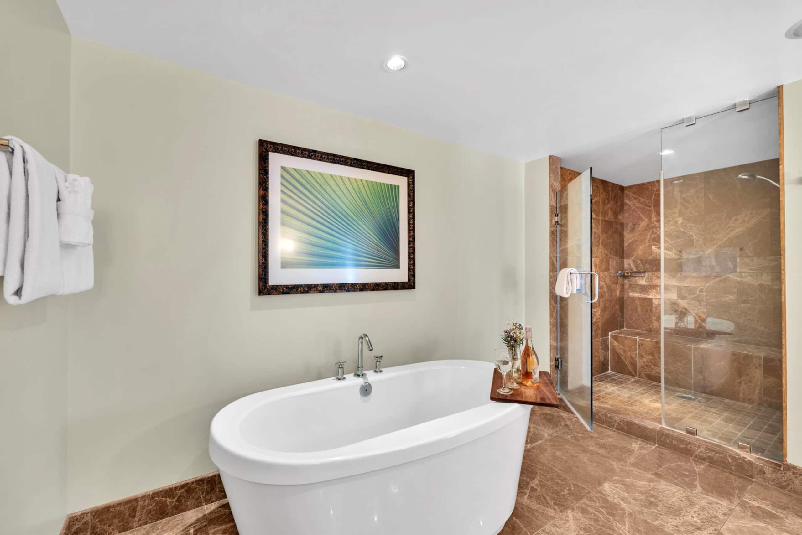 Condo in Lahaina · ★5.0 · 3 bedrooms · 4 beds · 3 baths - Image 27