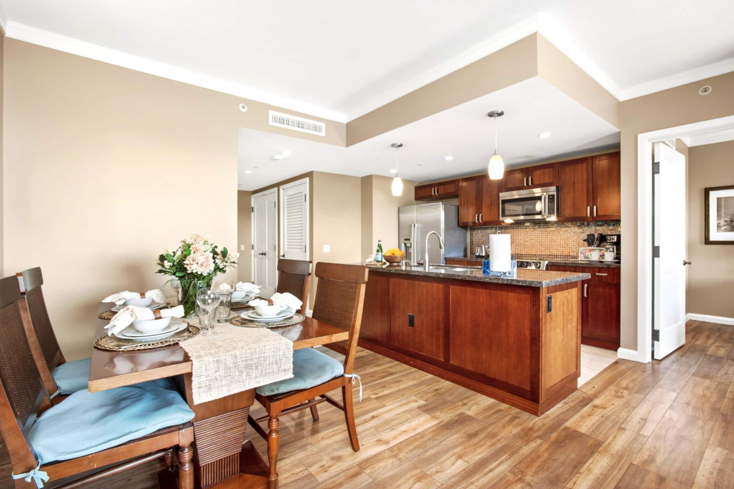 Condo in Lahaina · ★4.92 · 2 bedrooms · 4 beds · 2 private baths - Image 22