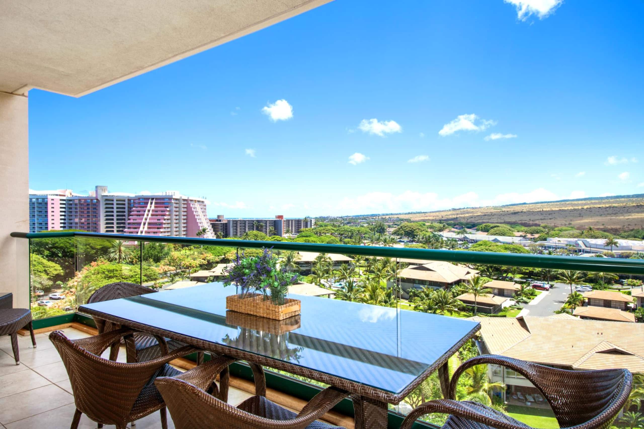 Condo in Lahaina · ★4.92 · 2 bedrooms · 4 beds · 2 private baths - Image 7