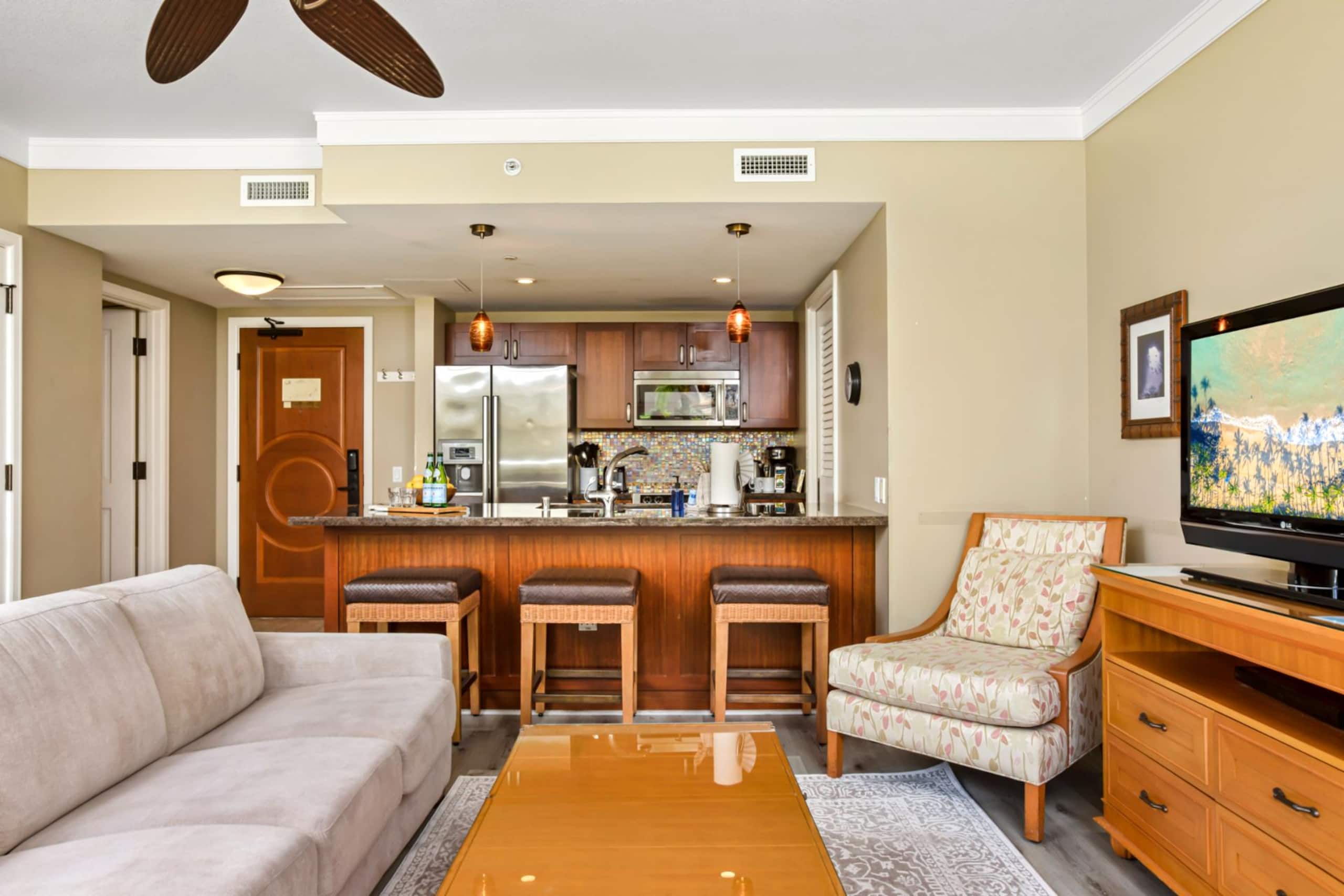 Condo in Lahaina · ★4.89 · 1 bedroom · 2 beds · 1 bath - Image 13
