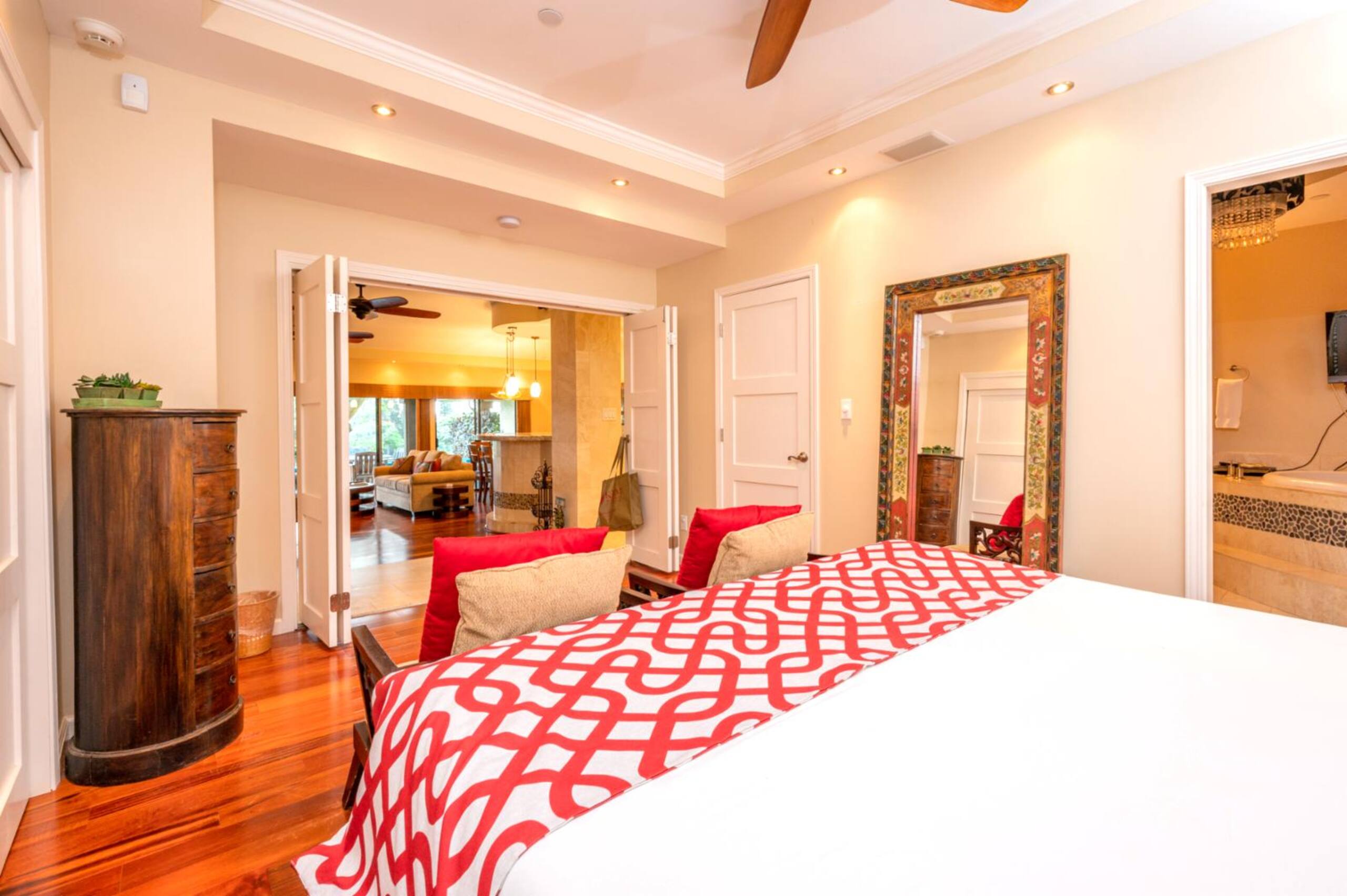 Condo in Lahaina · ★4.67 · 2 bedrooms · 3 beds · 2 baths - Image 33