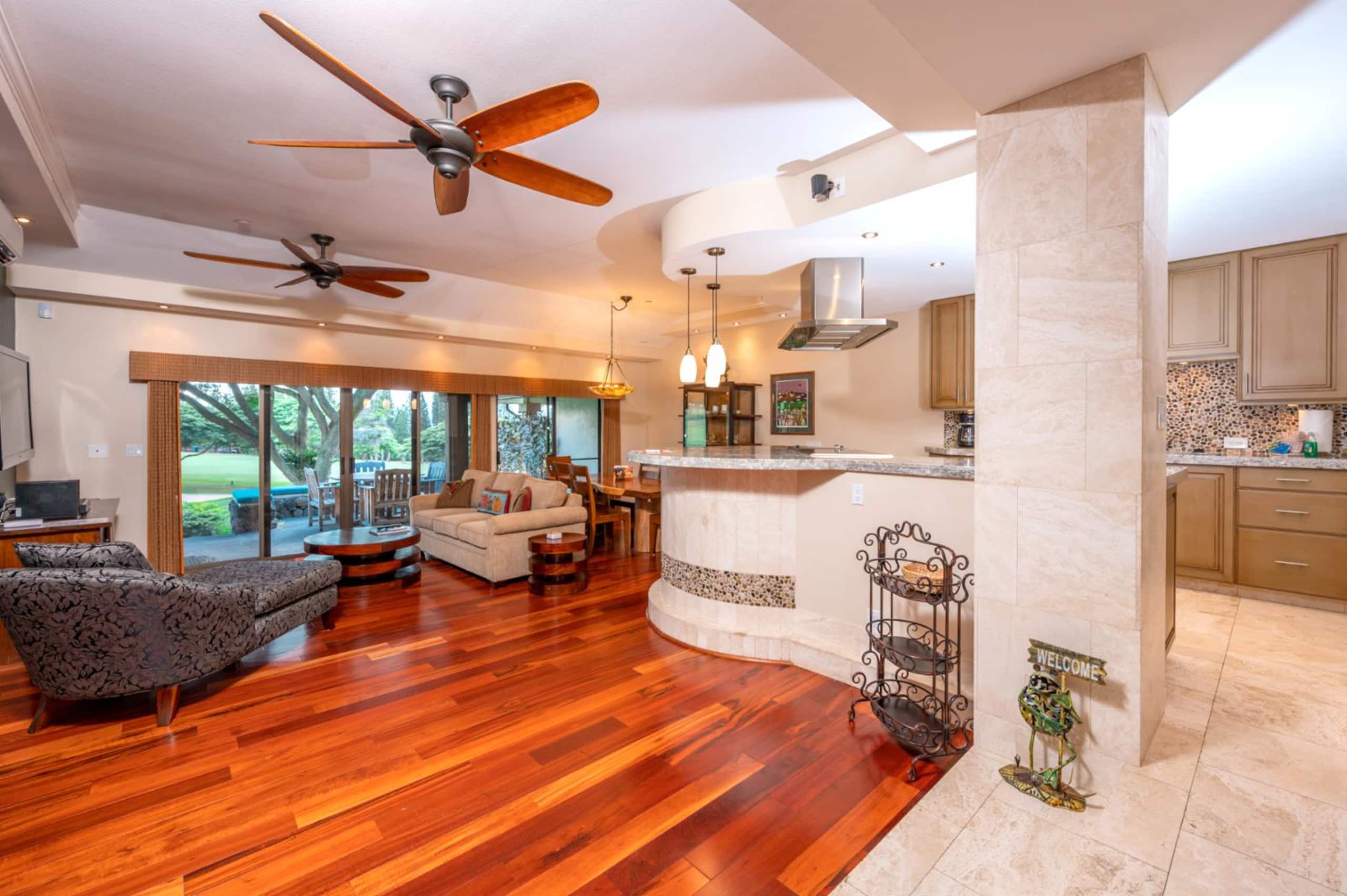 Condo in Lahaina · ★4.67 · 2 bedrooms · 3 beds · 2 baths - Image 19
