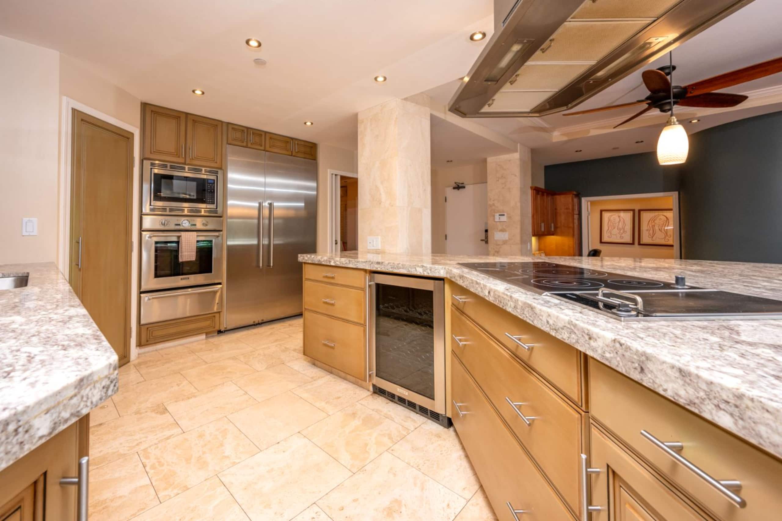 Condo in Lahaina · ★4.67 · 2 bedrooms · 3 beds · 2 baths - Image 29