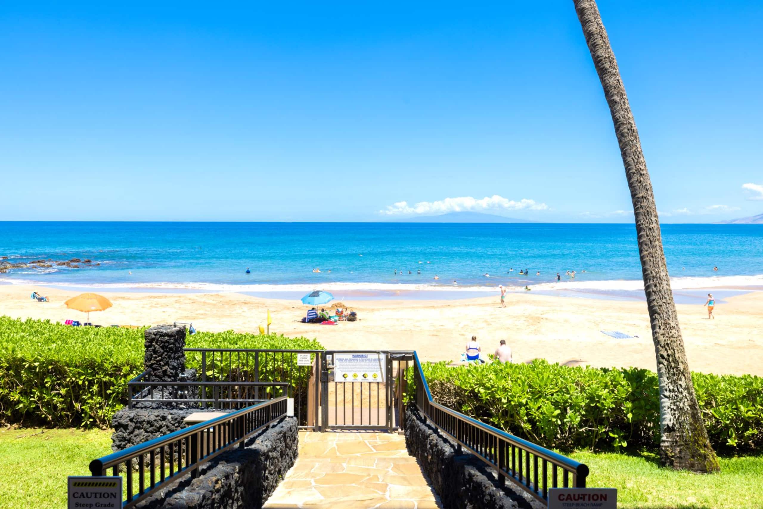 Condo in Wailea · ★4.18 · 2 bedrooms · 3 beds · 2 baths - Image 6