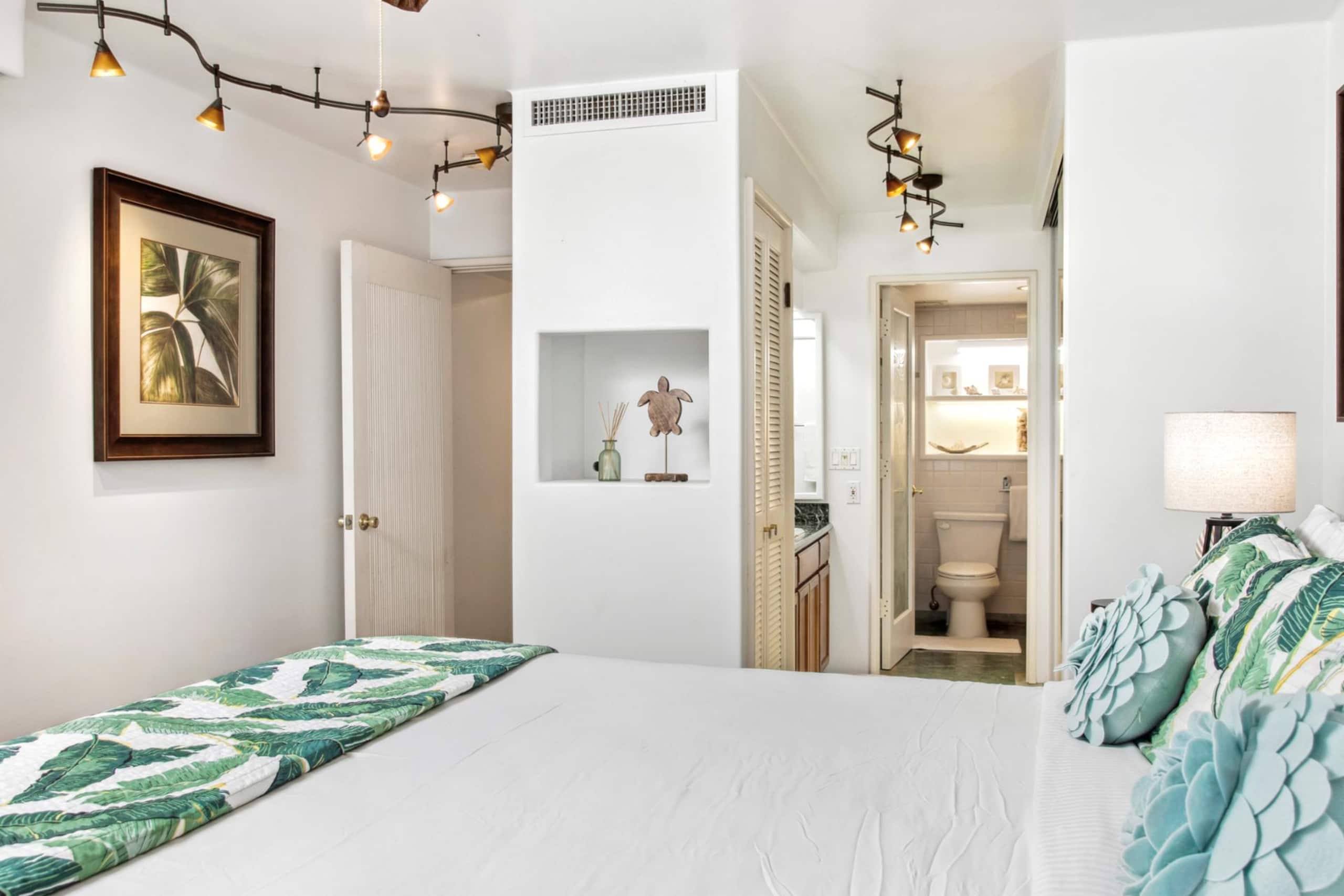 Condo in Wailea · ★4.18 · 2 bedrooms · 3 beds · 2 baths - Image 27