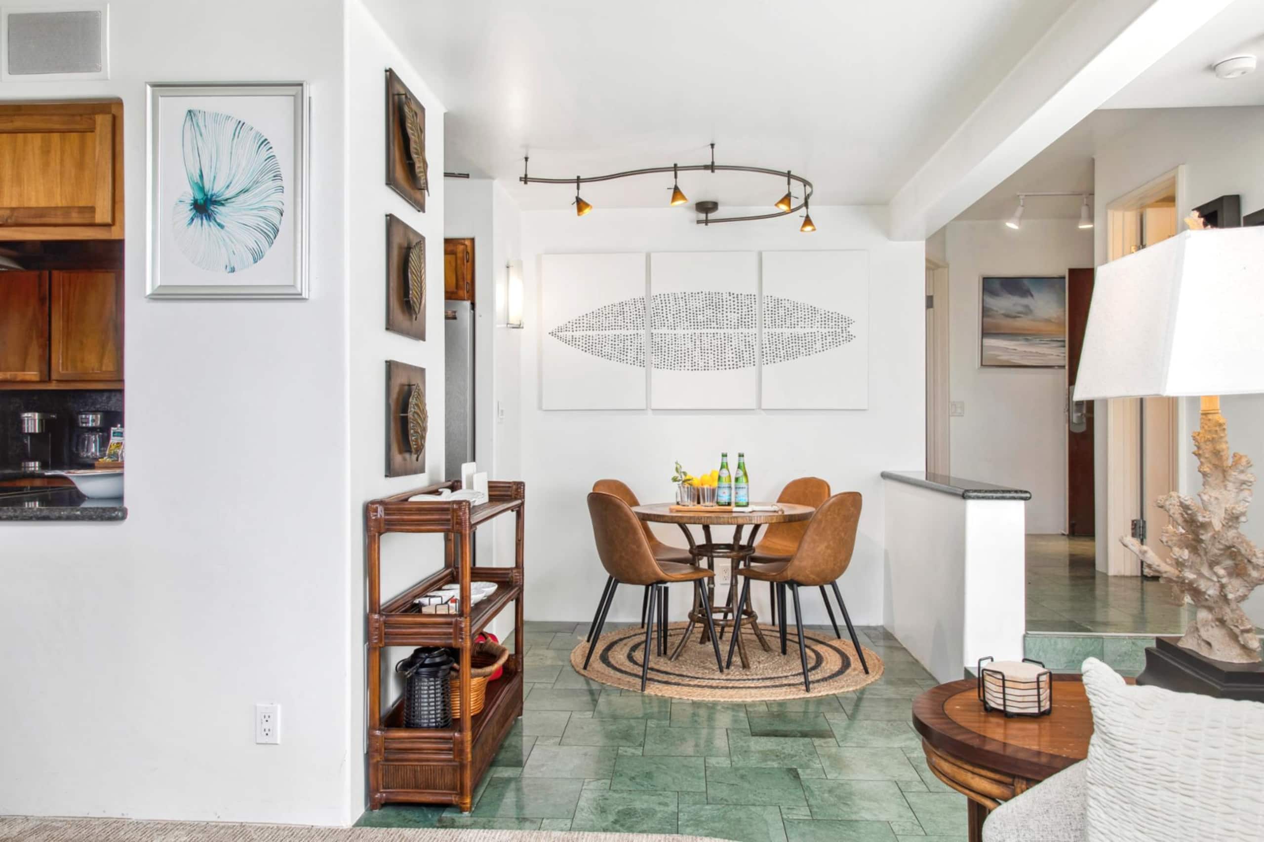 Condo in Wailea · ★4.18 · 2 bedrooms · 3 beds · 2 baths - Image 12