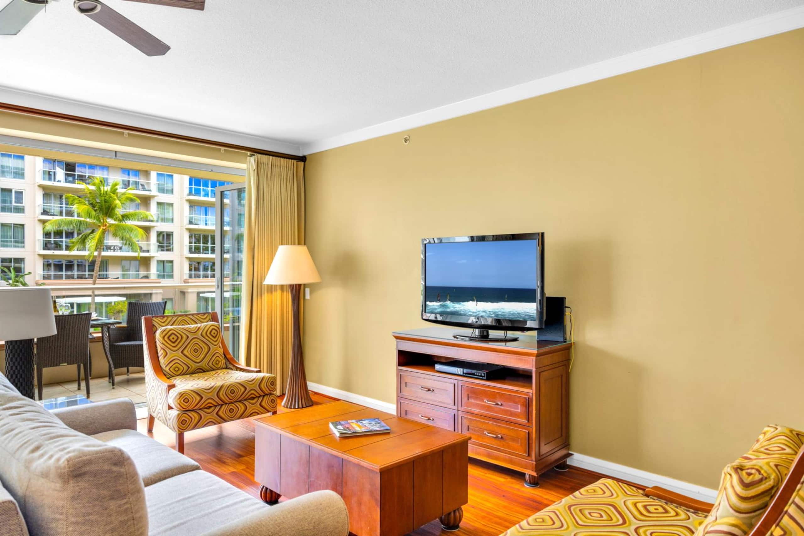 Condo in Lahaina · ★5.0 · 2 bedrooms · 4 beds · 2 baths - Image 13