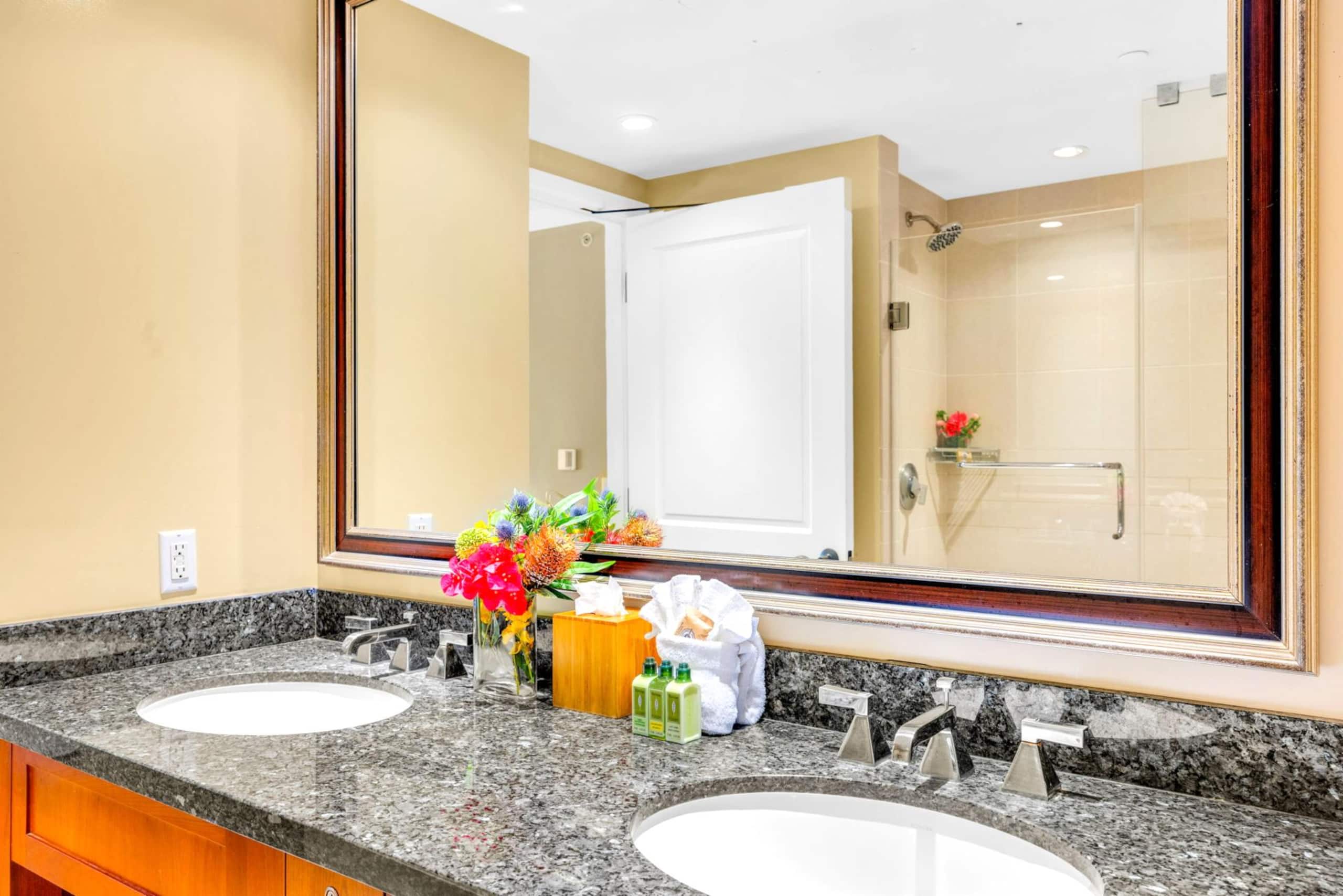 Condo in Lahaina · ★5.0 · 2 bedrooms · 4 beds · 2 baths - Image 37