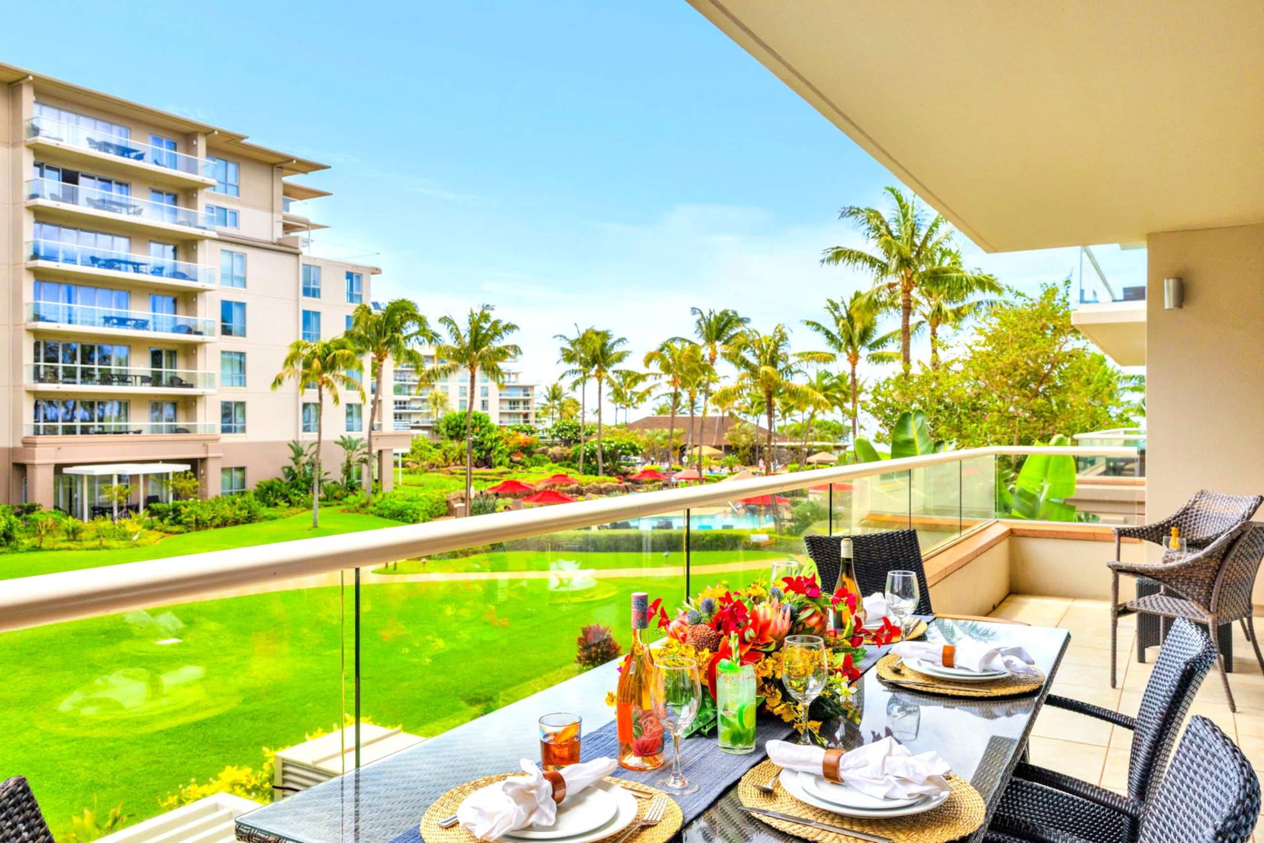 Condo in Lahaina · ★5.0 · 2 bedrooms · 4 beds · 2 baths - Image 2