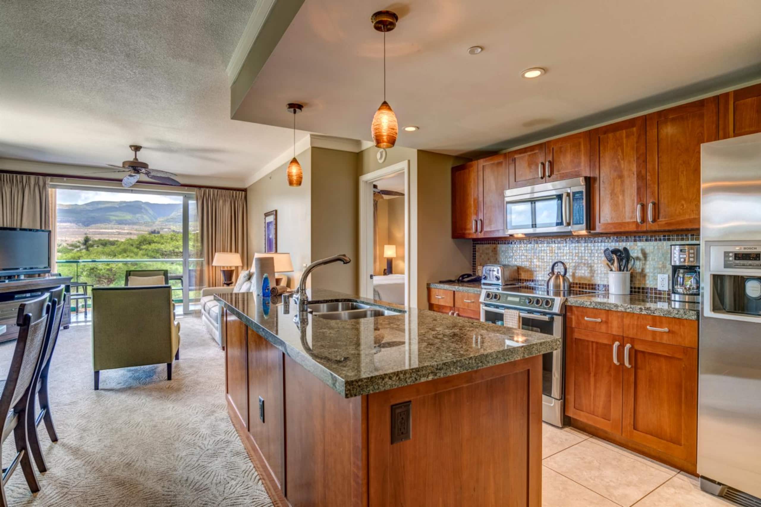 Condo in Lahaina · ★5.0 · 2 bedrooms · 3 beds · 2 baths - Image 16