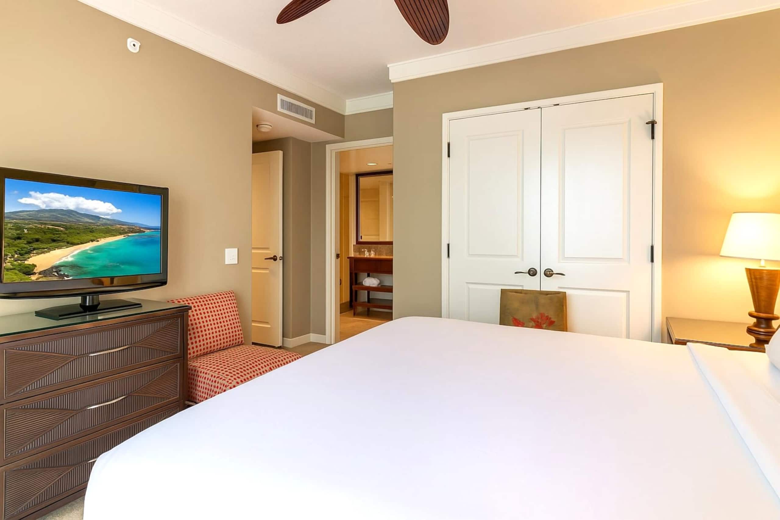 Condo in Lahaina · ★5.0 · 2 bedrooms · 3 beds · 2 baths - Image 24