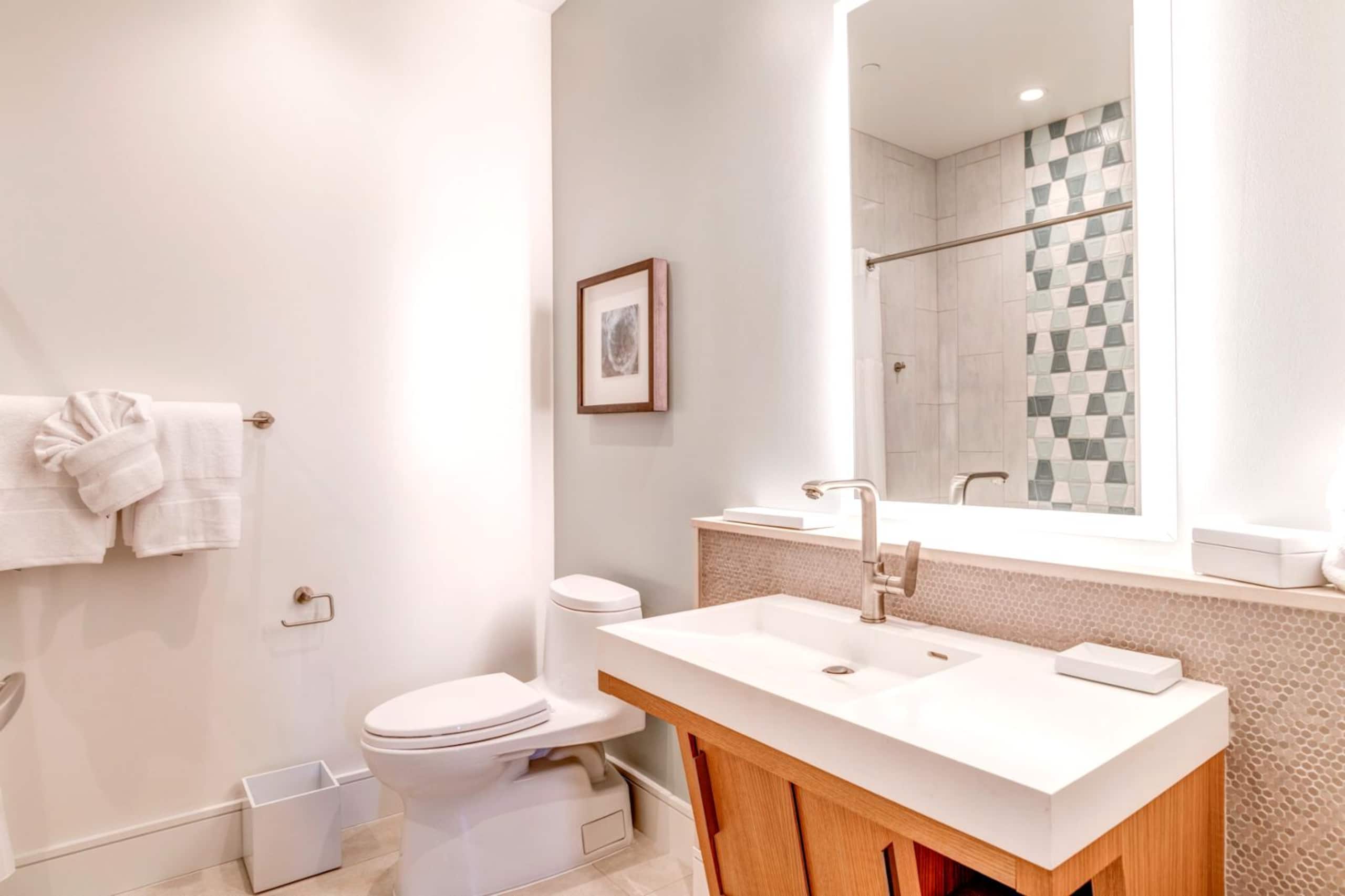 Condo in Lahaina · ★5.0 · 3 bedrooms · 4 beds · 3 baths - Image 25