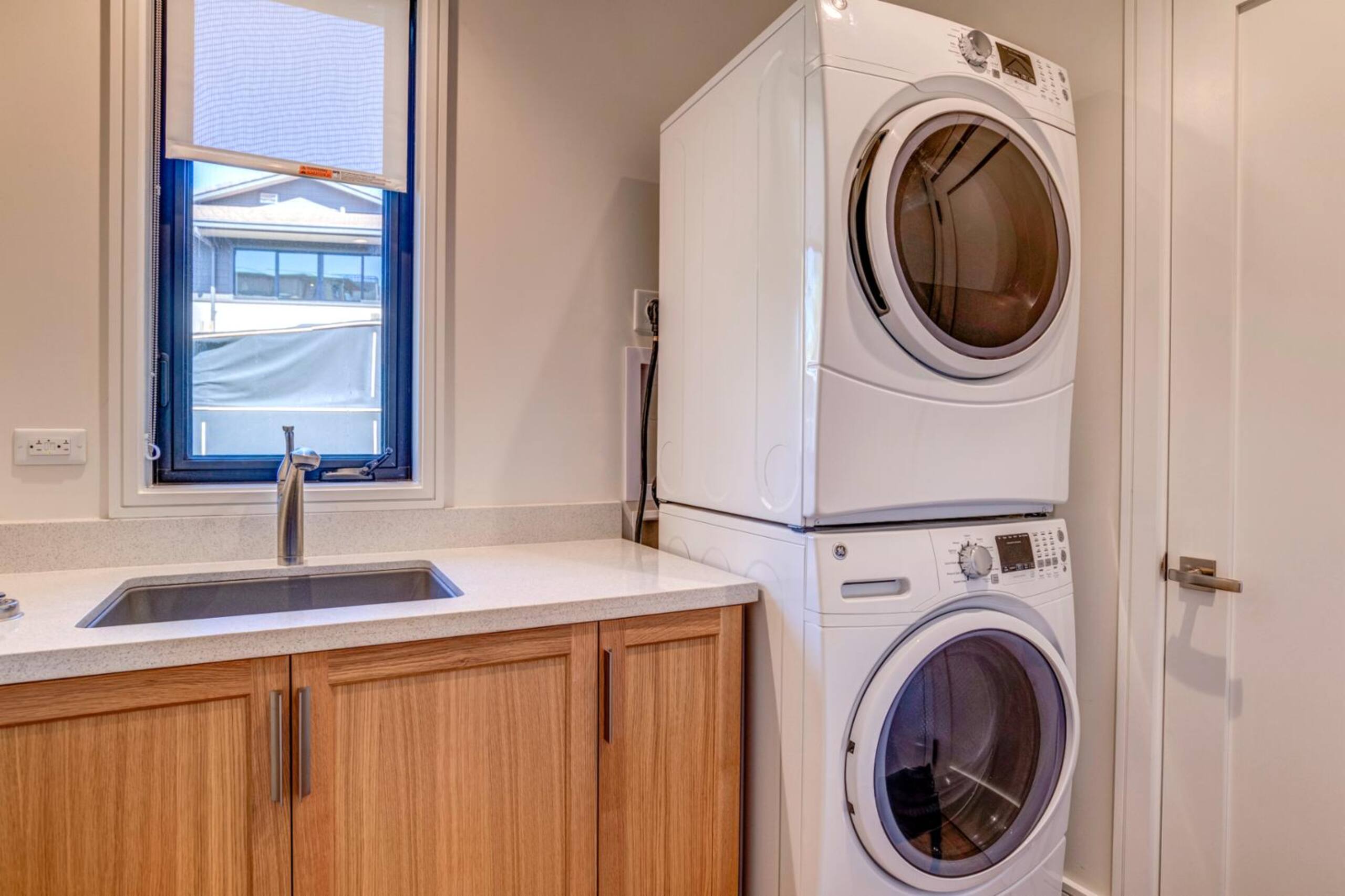Condo in Lahaina · ★5.0 · 3 bedrooms · 4 beds · 3 baths - Image 30