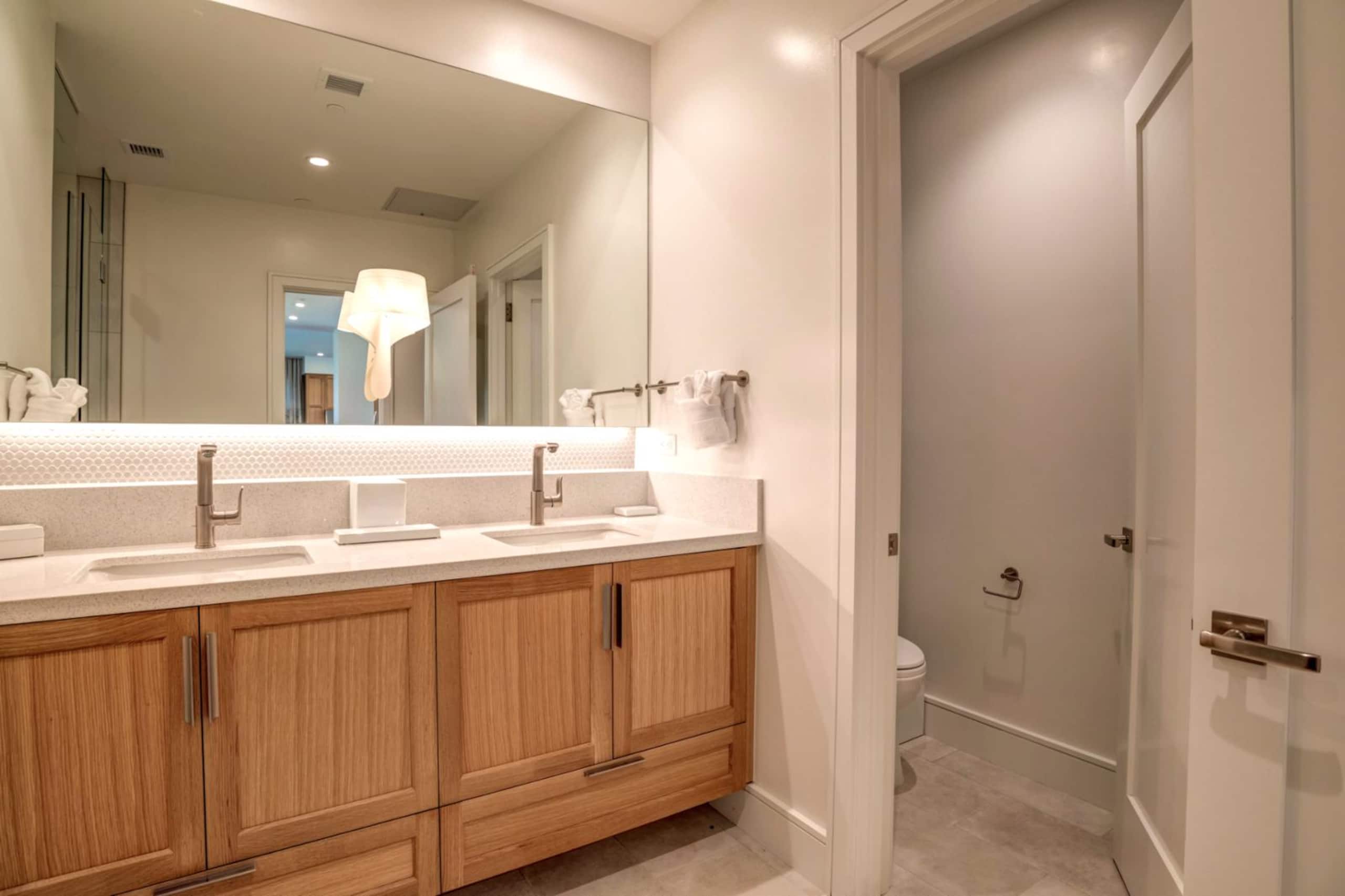 Condo in Lahaina · ★5.0 · 3 bedrooms · 4 beds · 3 baths - Image 25