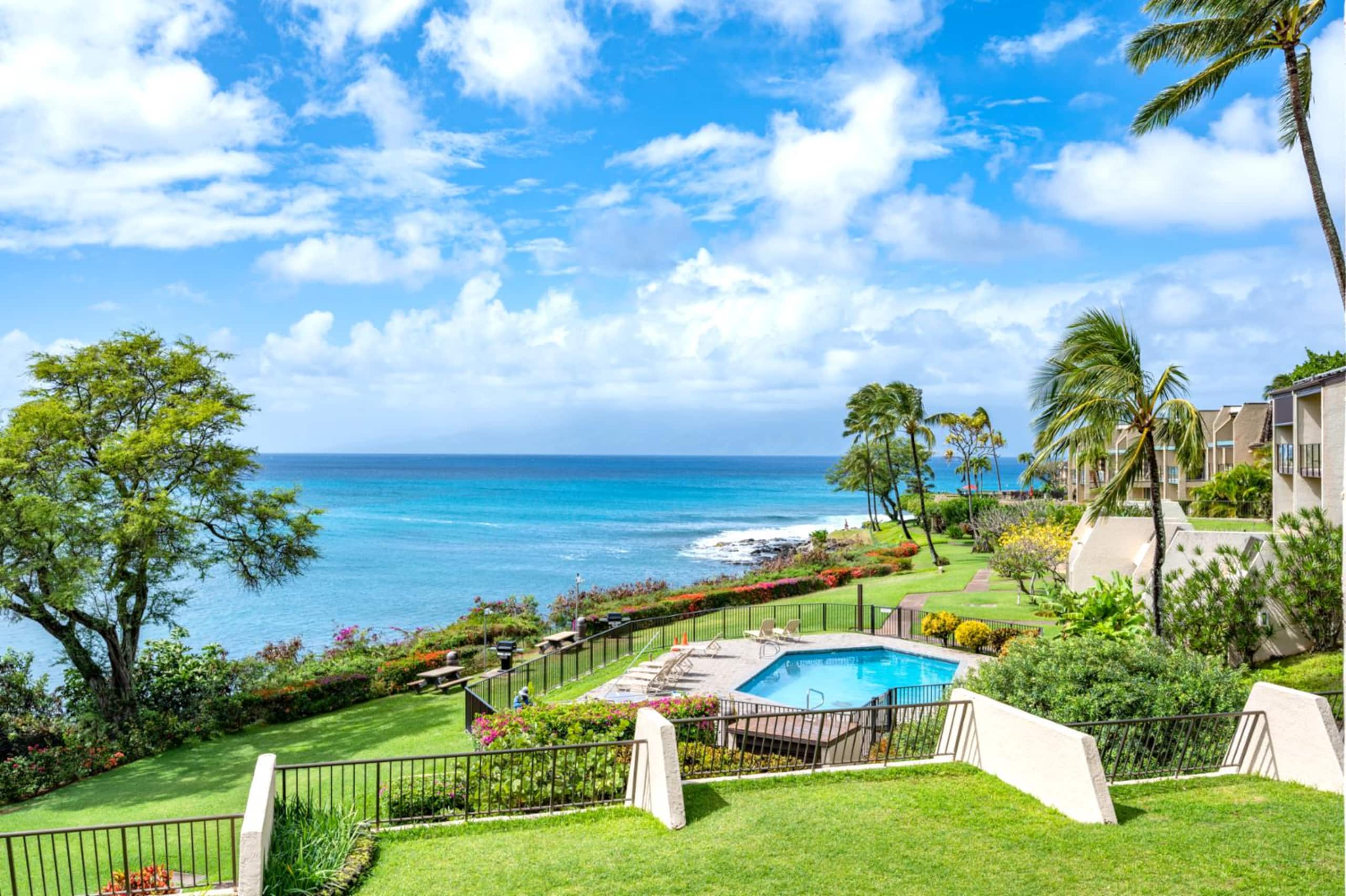 Condo in Lahaina · ★5.0 · 2 bedrooms · 3 beds · 2 baths - Image 8