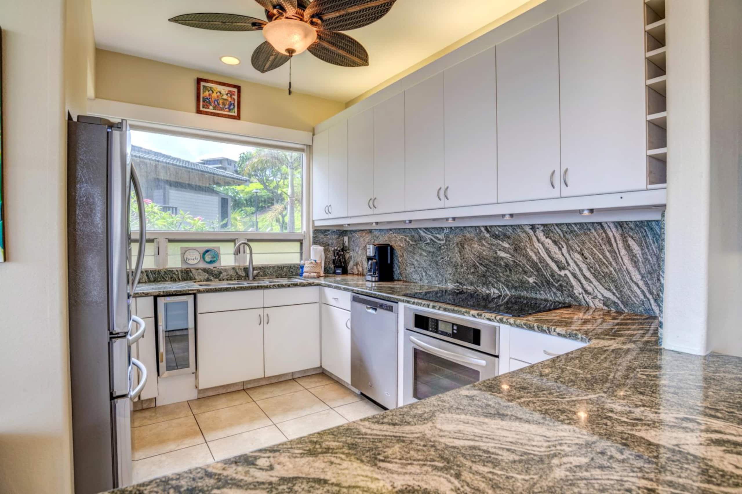 Condo in Lahaina · ★4.67 · 2 bedrooms · 4 beds · 2 baths - Image 18