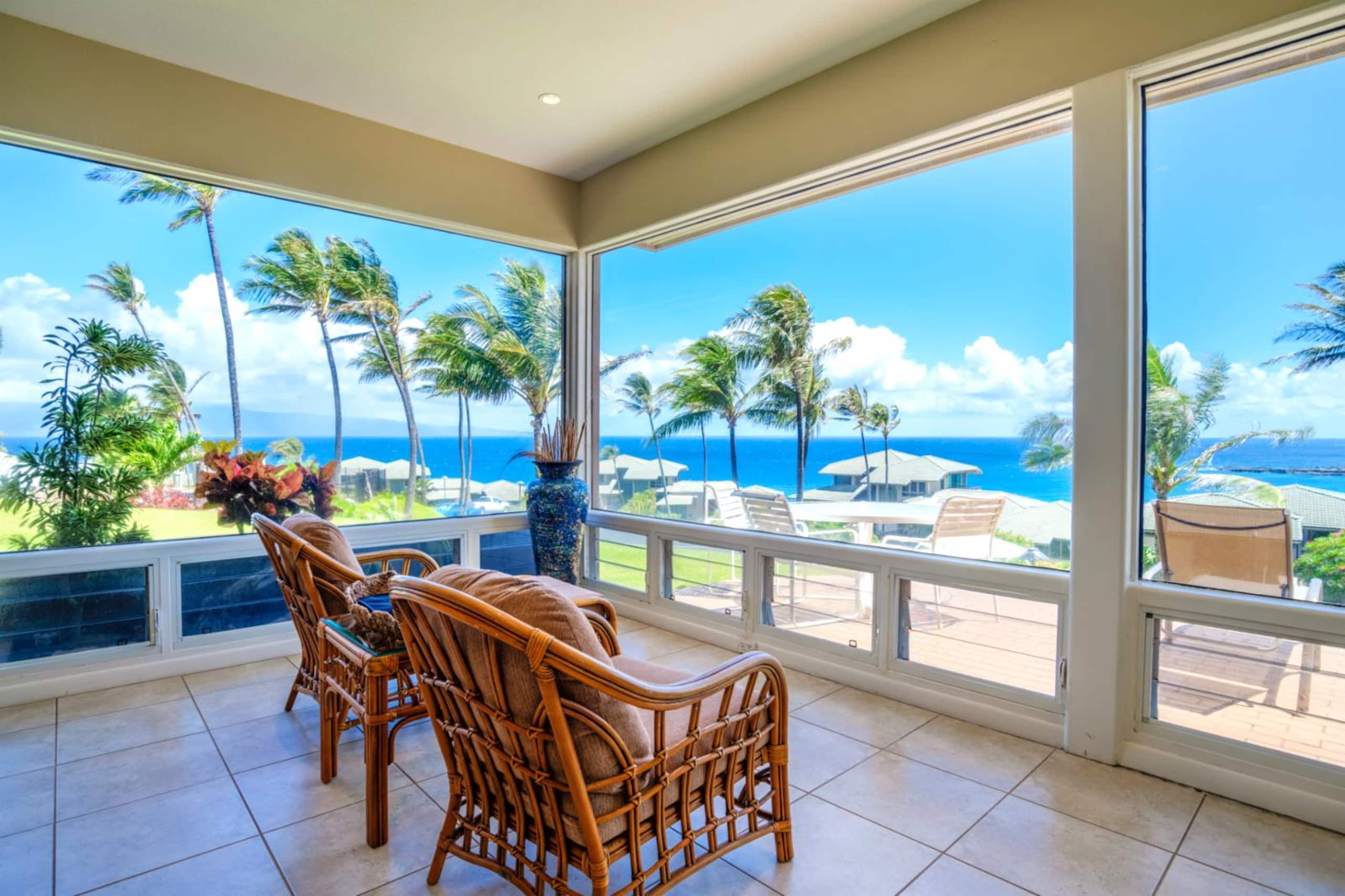 Condo in Lahaina · ★4.67 · 2 bedrooms · 4 beds · 2 baths - Image 4
