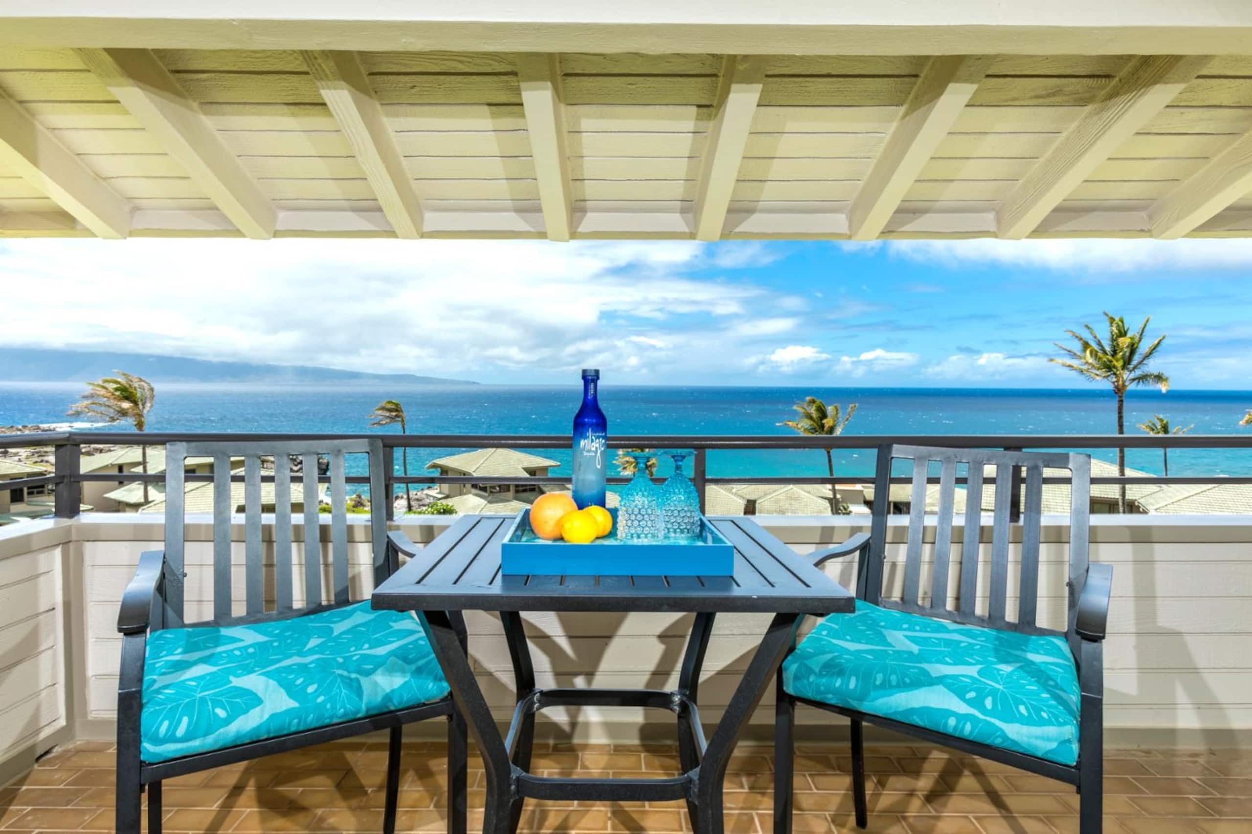 Condo in Lahaina · ★4.94 · 2 bedrooms · 3 beds · 2 baths - Image 1