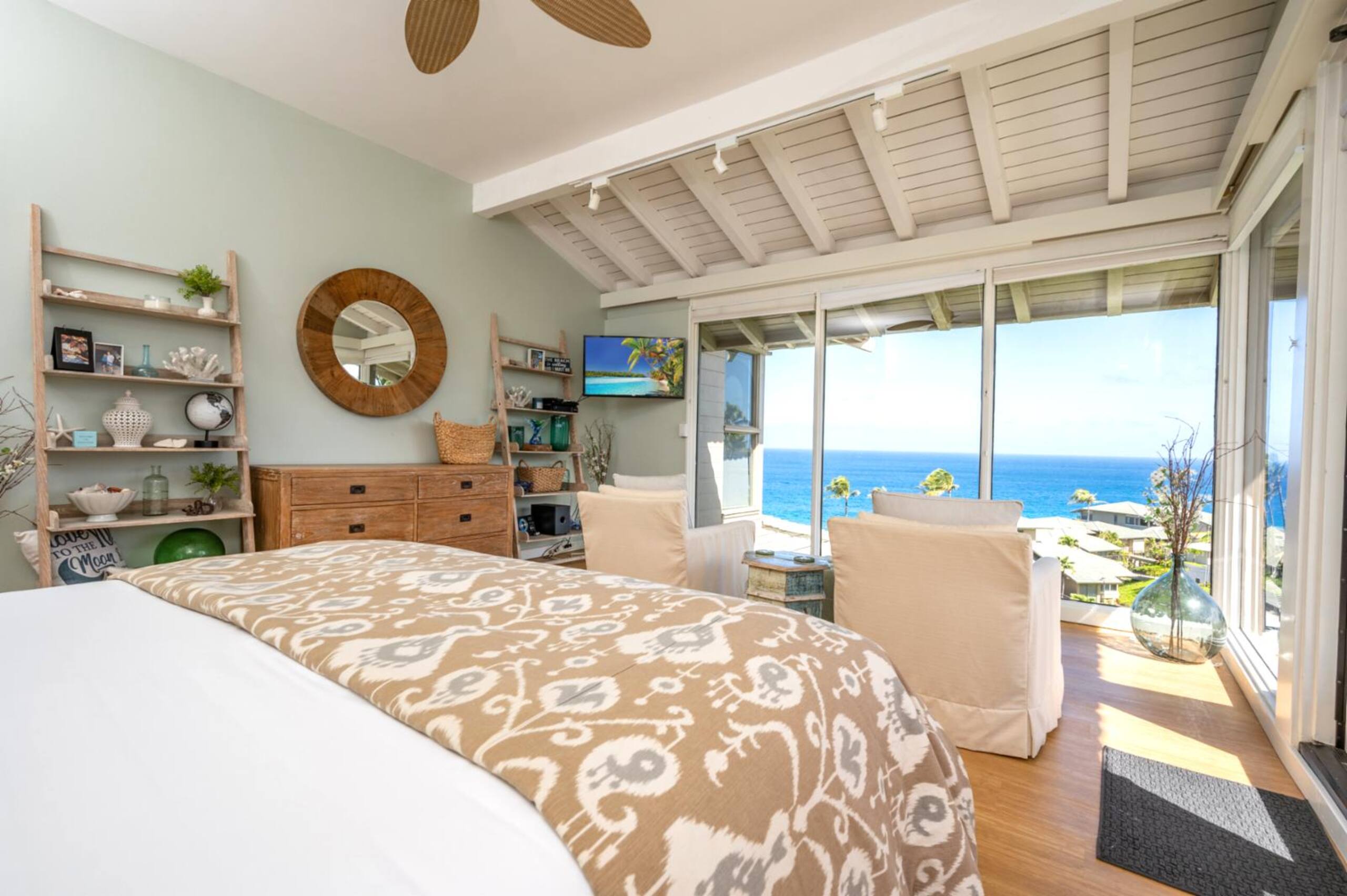 Condo in Lahaina · ★4.67 · 1 bedroom · 2 beds · 2 baths - Image 35