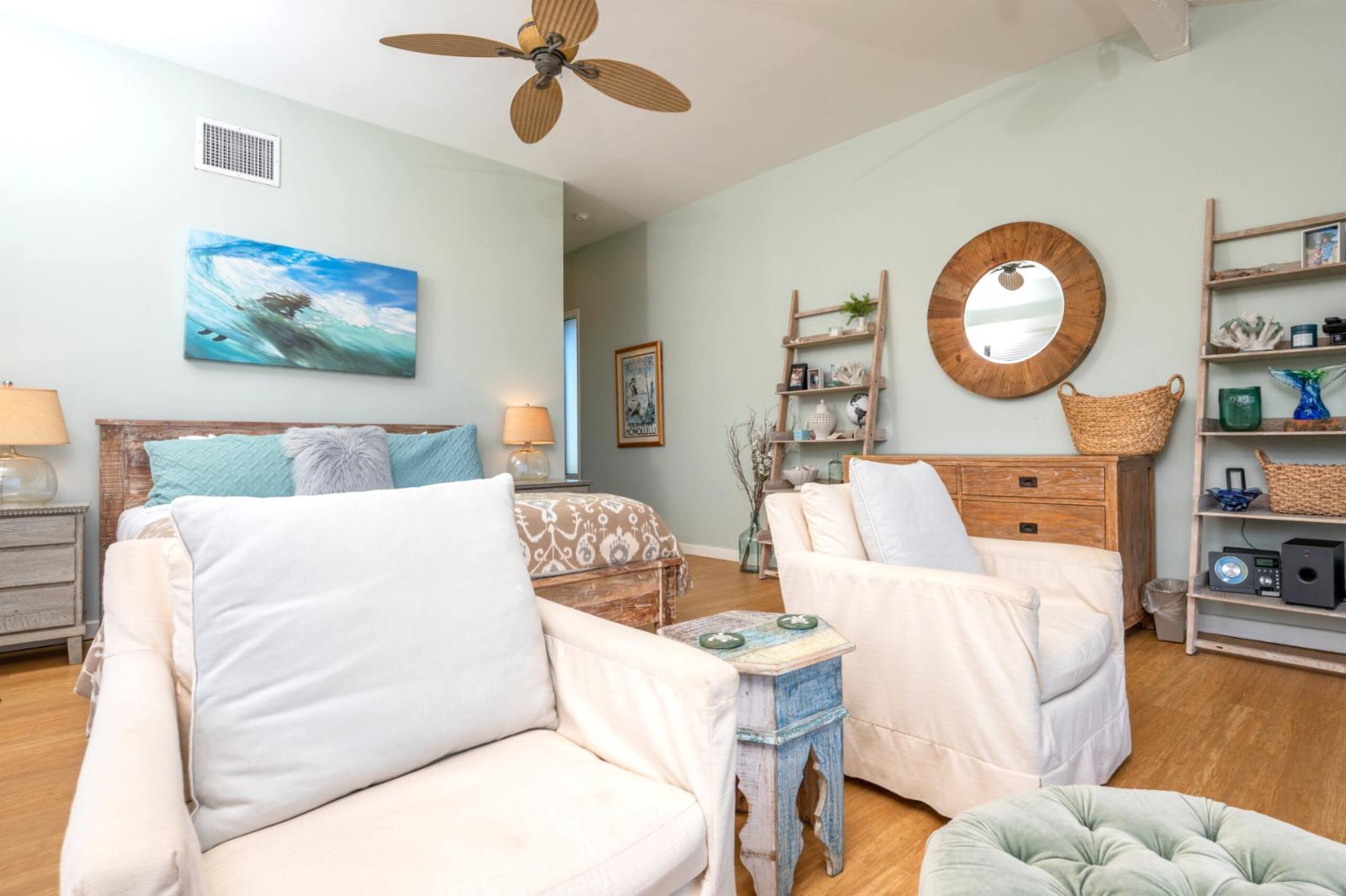 Condo in Lahaina · ★4.67 · 1 bedroom · 2 beds · 2 baths - Image 33