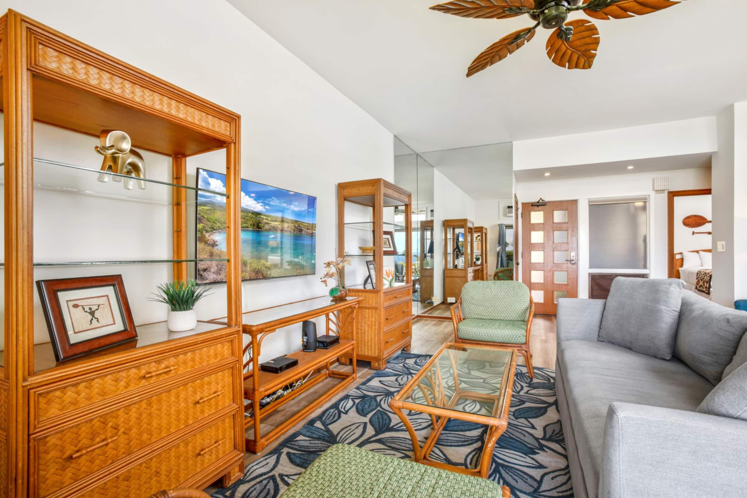 Condo in Lahaina · ★4.73 · 1 bedroom · 1 bed · 2 baths - Image 6