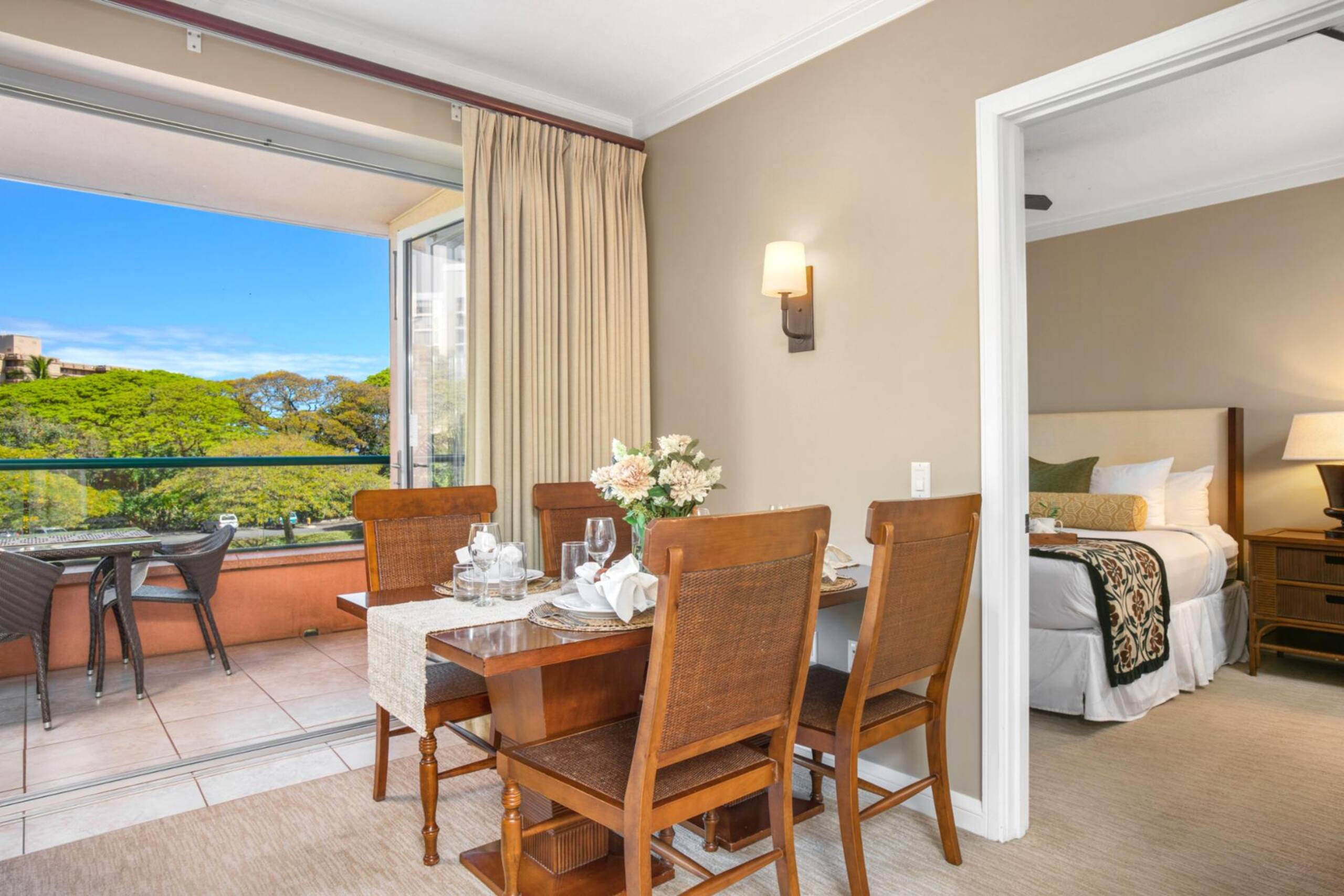 Condo in Lahaina · ★4.71 · 1 bedroom · 2 beds · 1 bath - Image 18