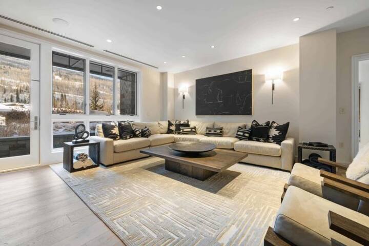 Solaris Residences managed Airbnb listing 2