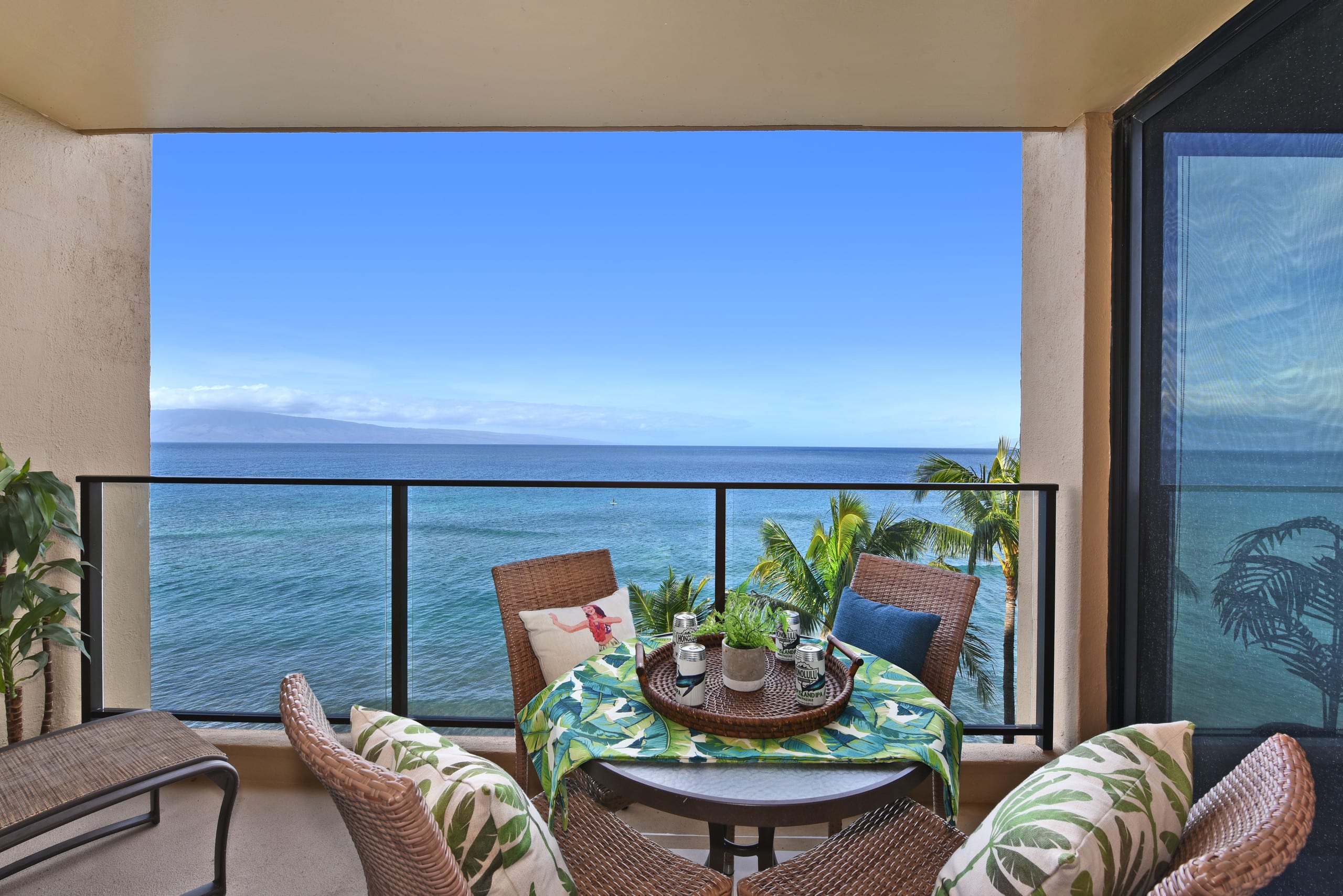Condo in Lahaina · ★4.89 · 1 bedroom · 2 beds · 2 baths - Image 30