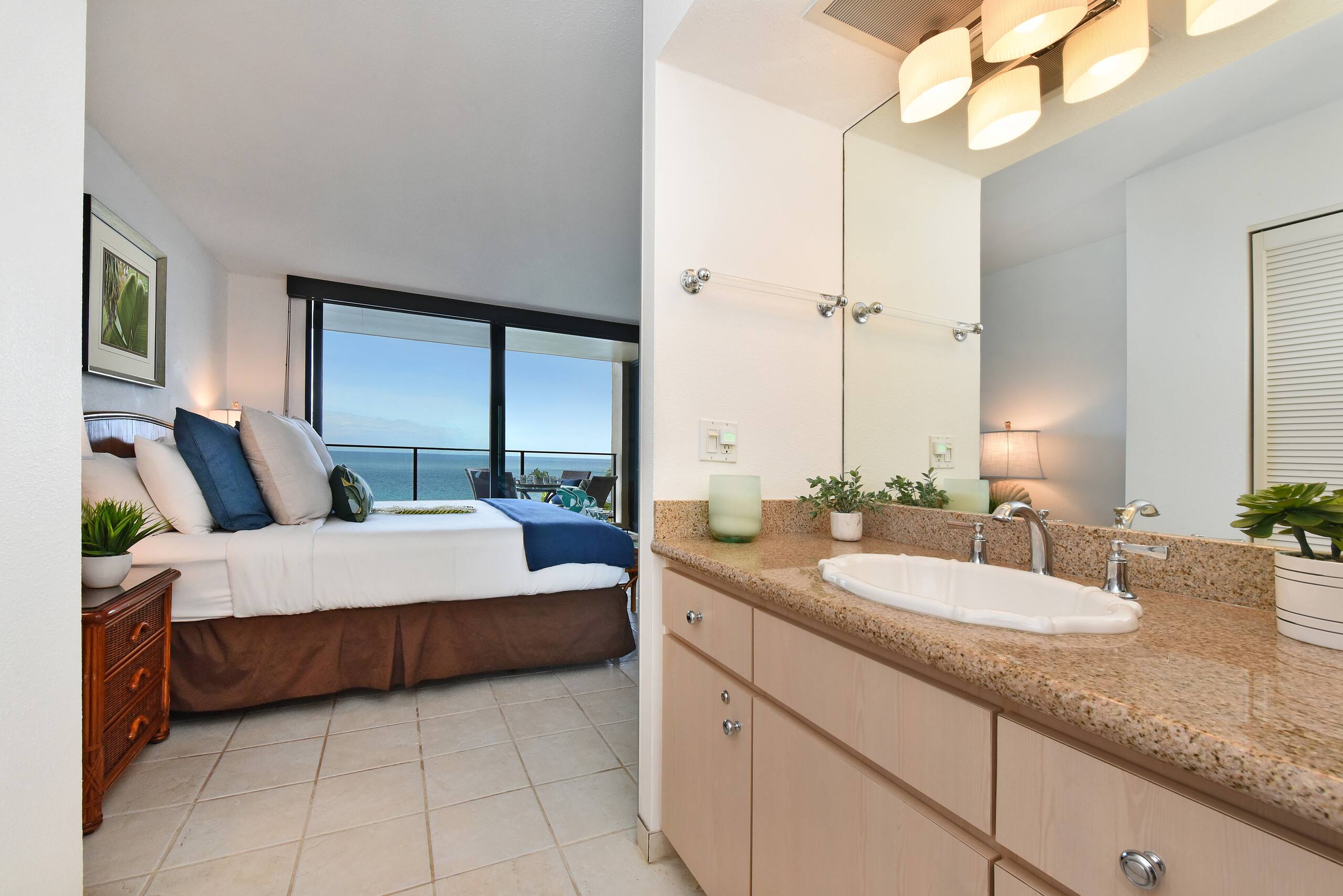 Condo in Lahaina · ★4.89 · 1 bedroom · 2 beds · 2 baths - Image 14